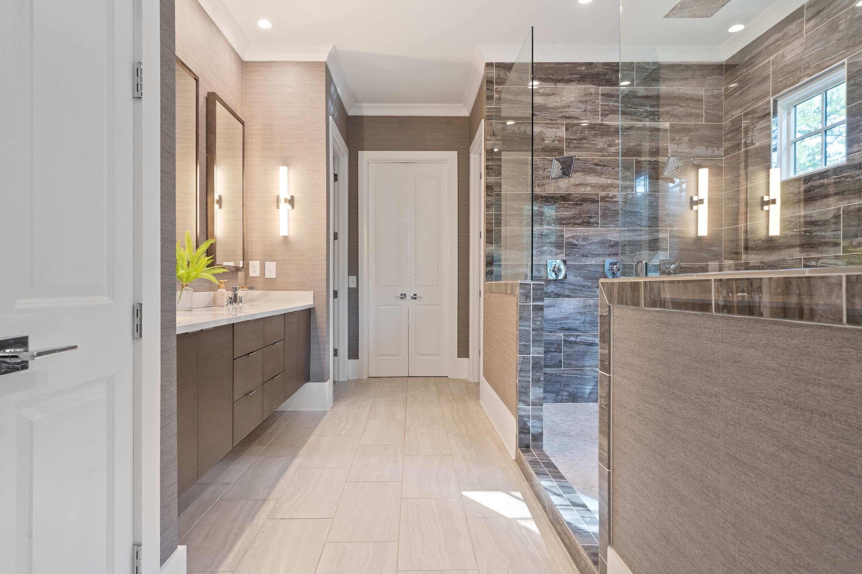 1071 BROOKSIDE image 13