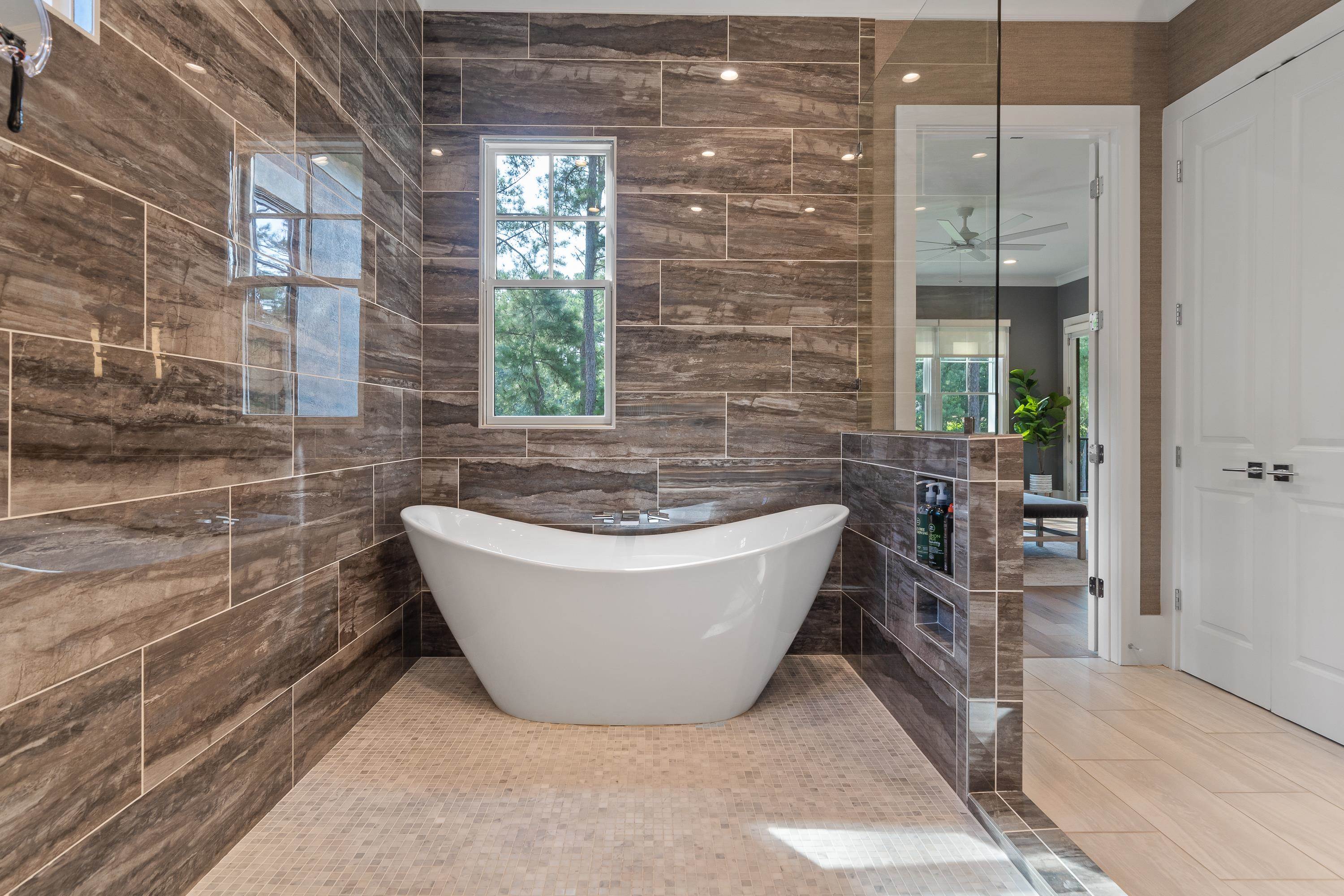 1071 BROOKSIDE image 15