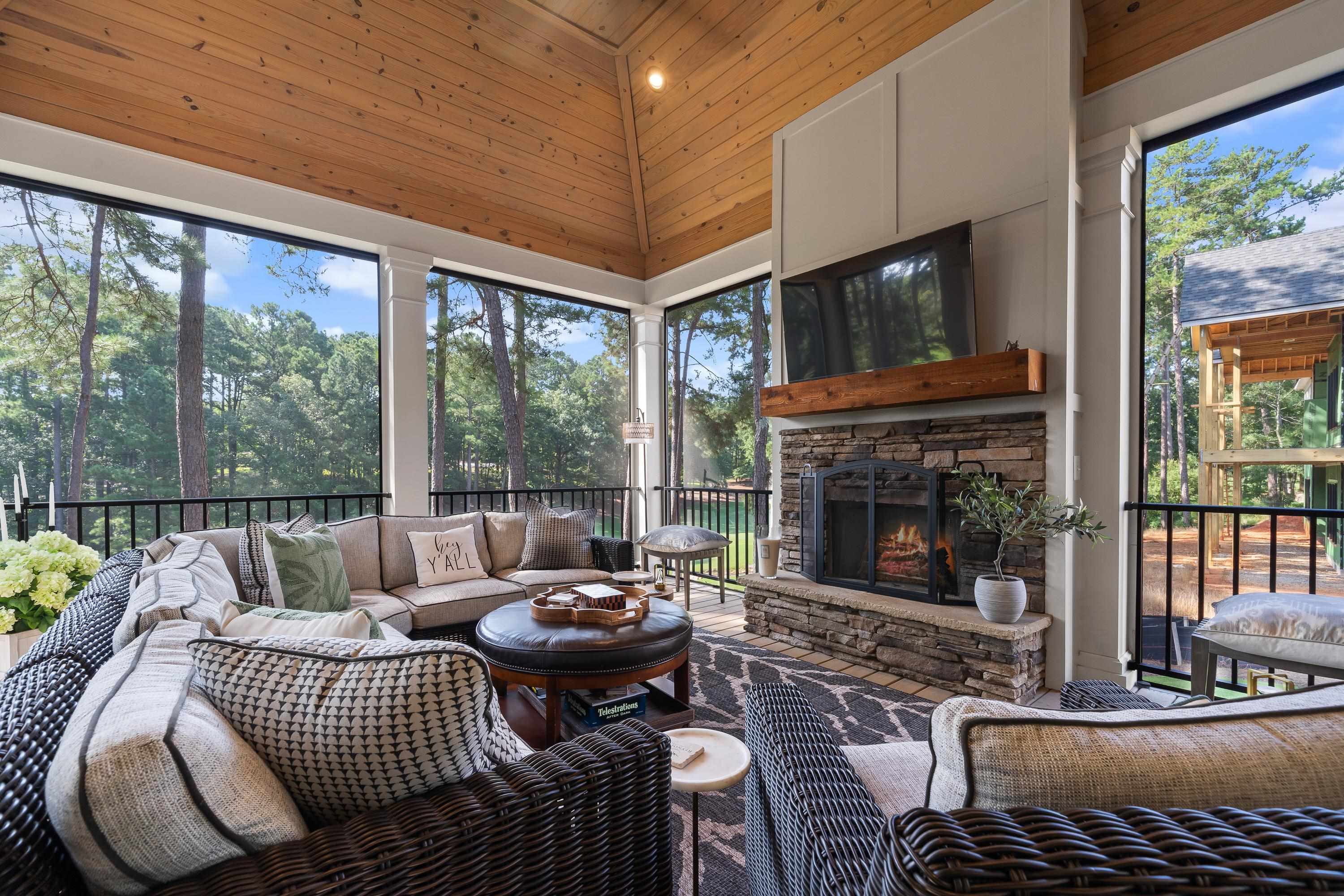 1071 BROOKSIDE image 28