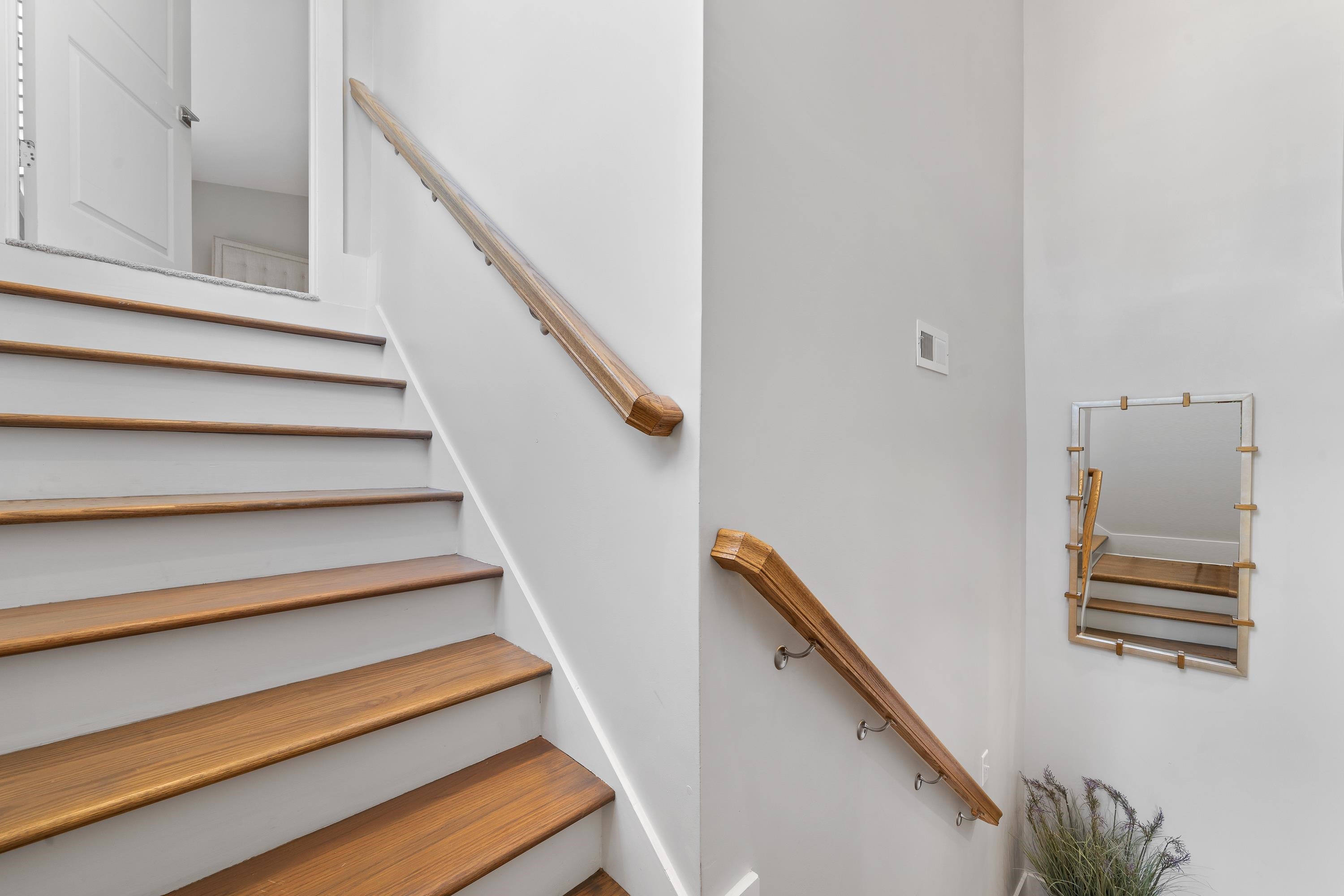 1071 BROOKSIDE image 32