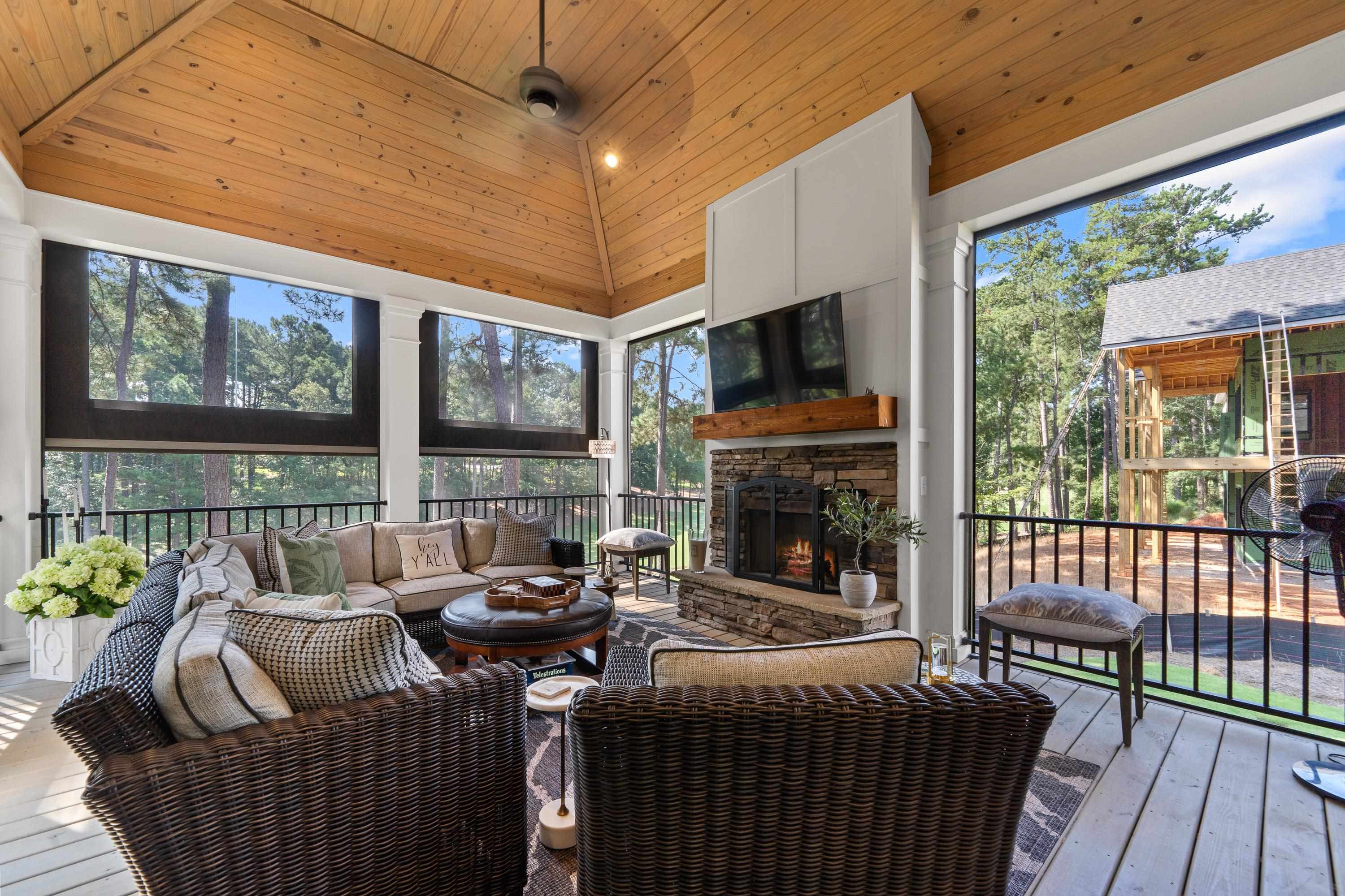 1071 BROOKSIDE image 56