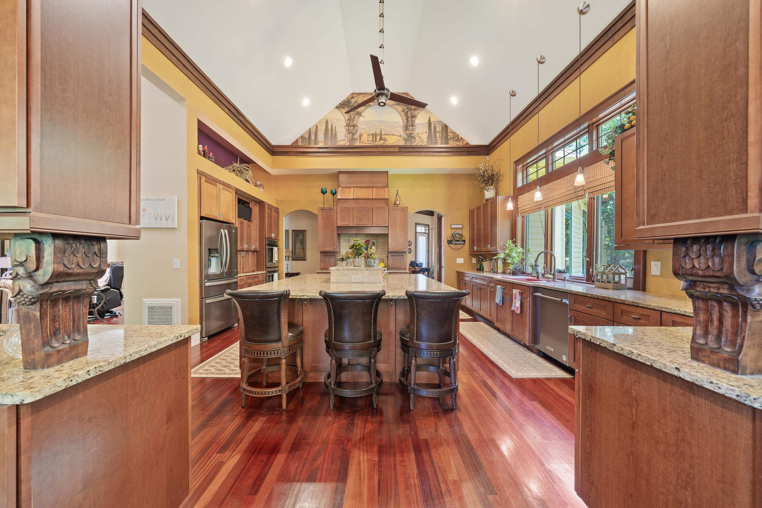 1201 LINGER LONGER DRIVE image 20