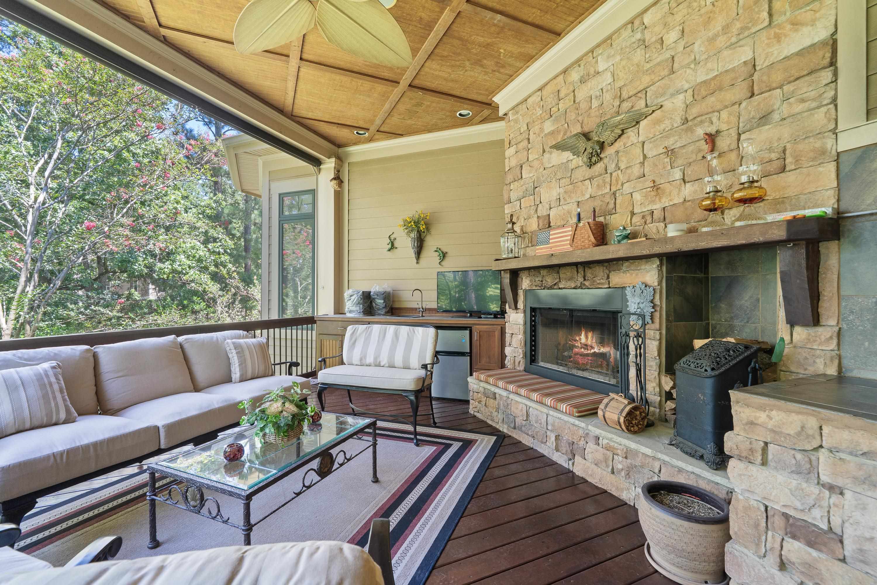 1201 LINGER LONGER DRIVE image 25