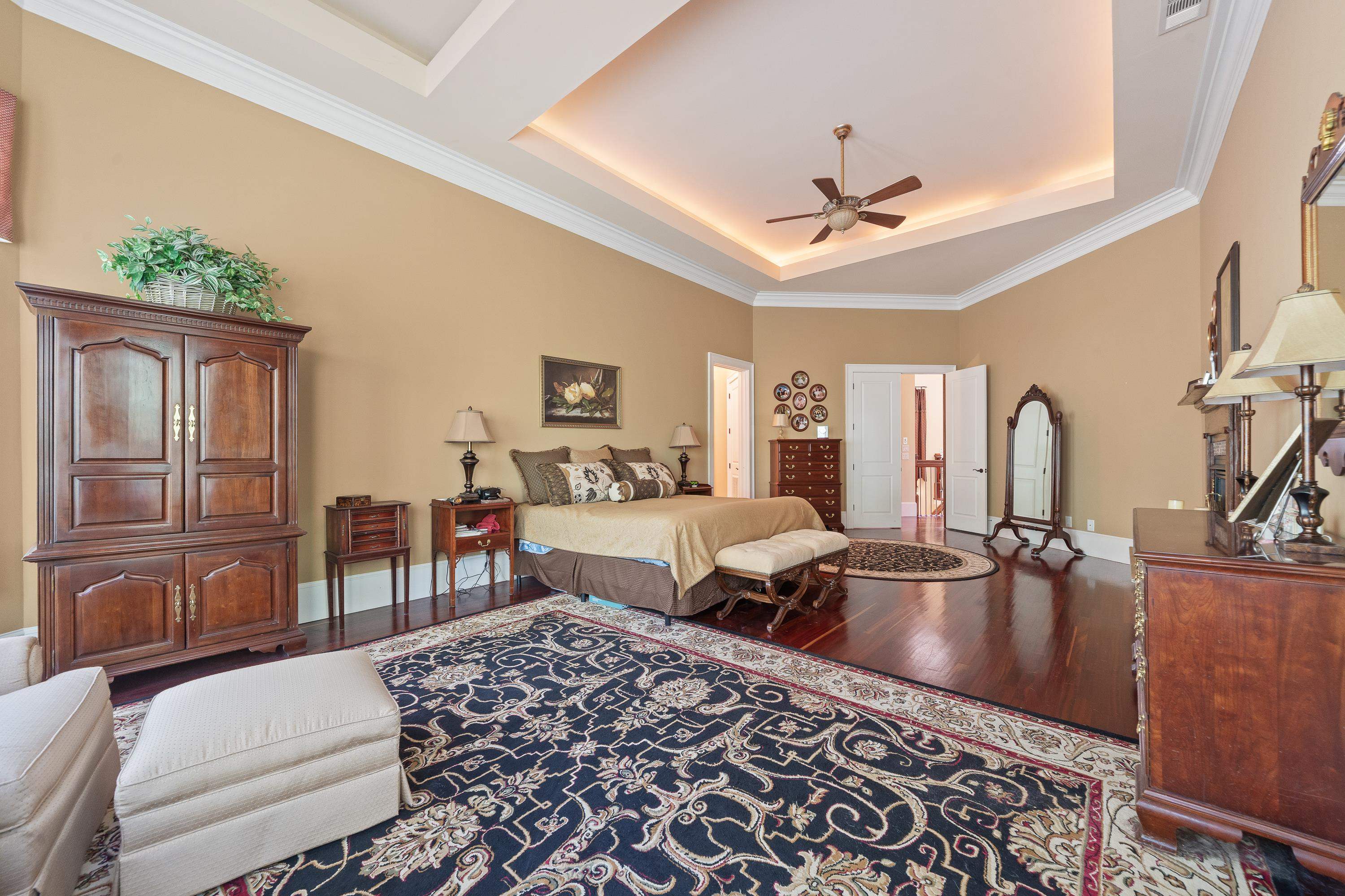 1201 LINGER LONGER DRIVE image 32