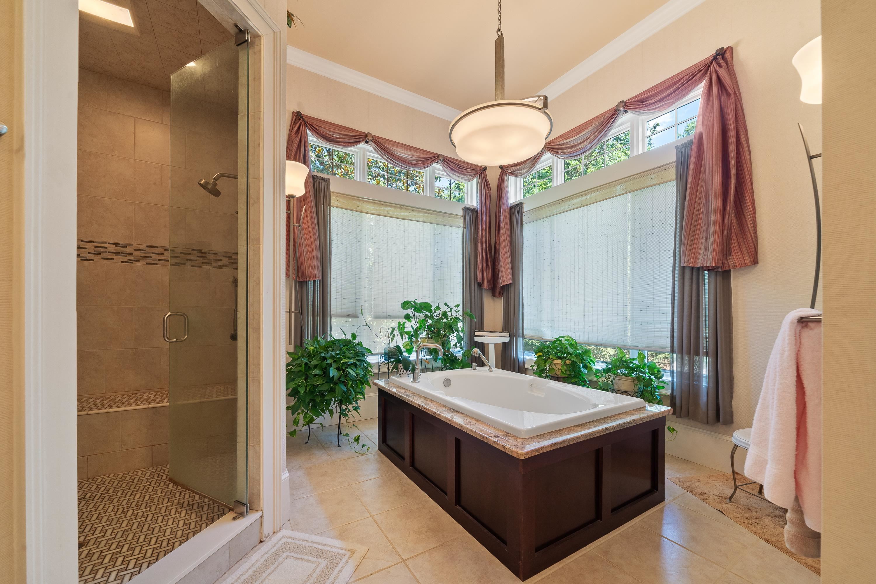 1201 LINGER LONGER DRIVE image 35