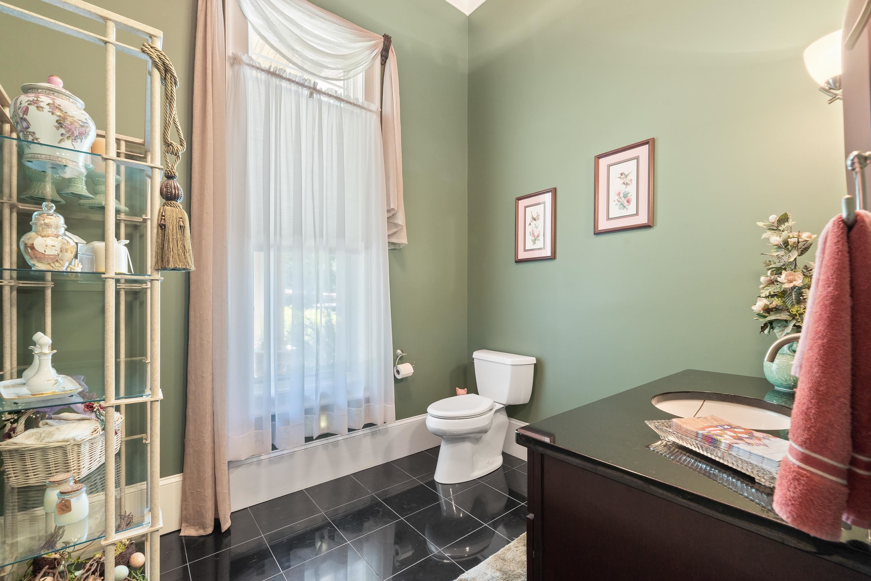 1201 LINGER LONGER DRIVE image 36