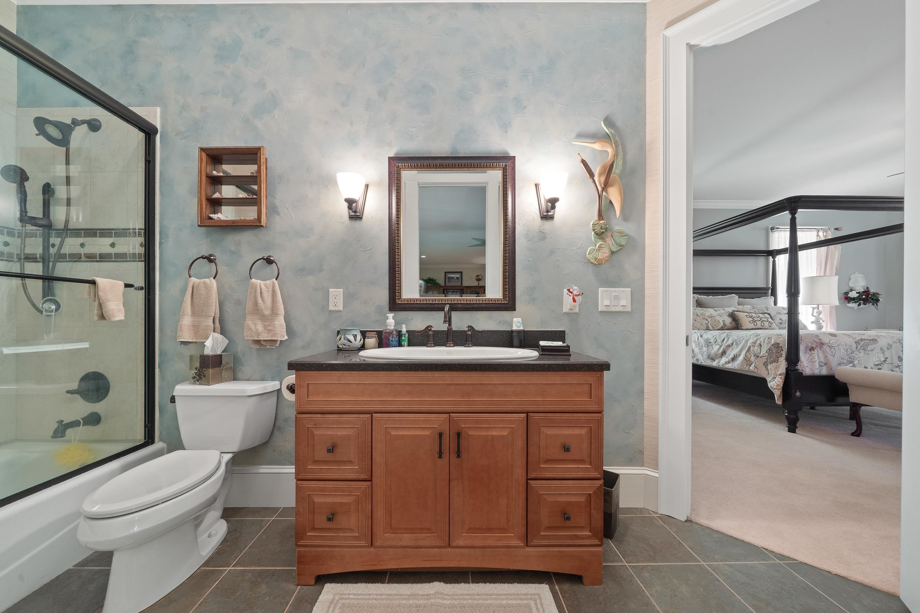 1201 LINGER LONGER DRIVE image 54