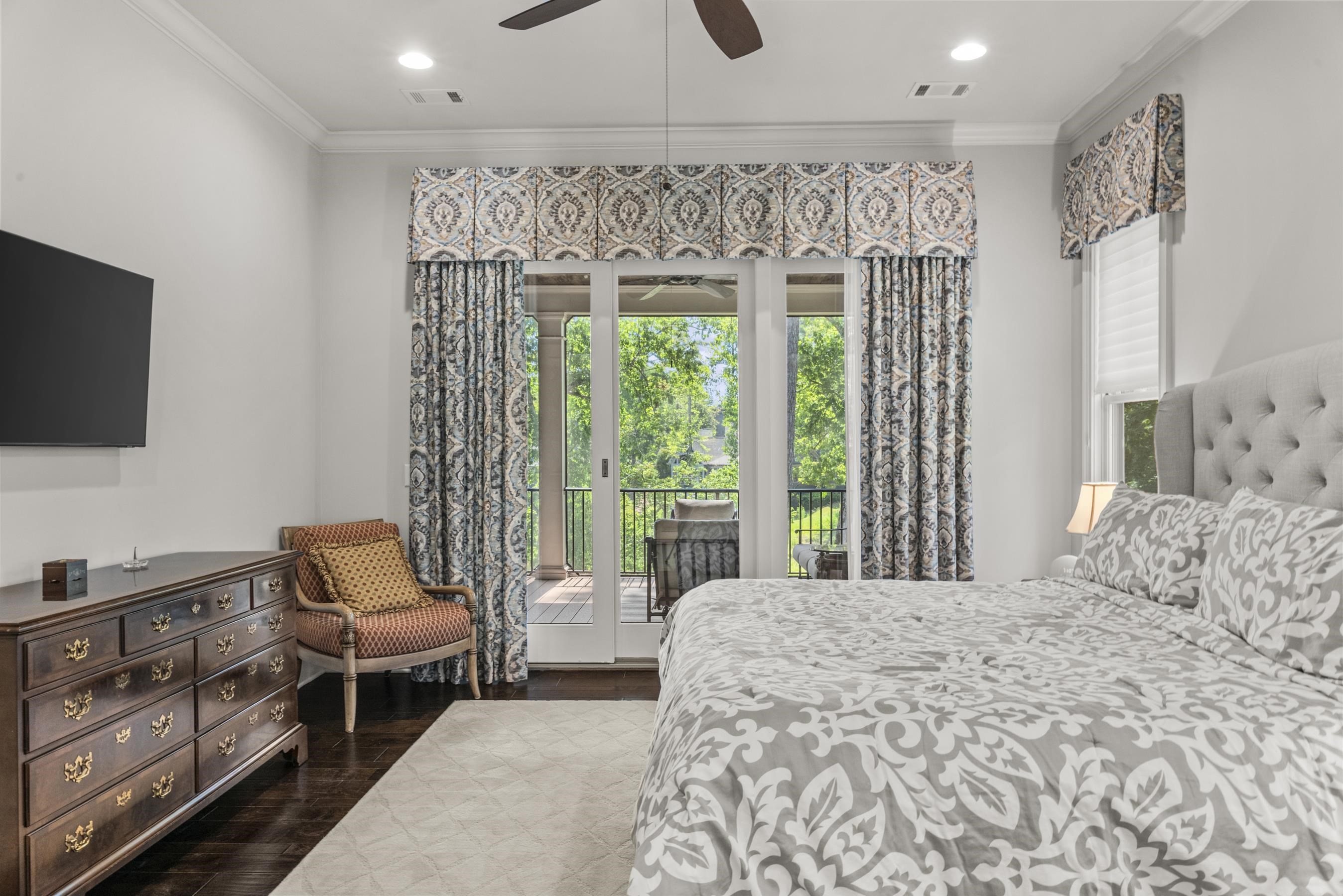 1081 ANGEL POND WEST image 27