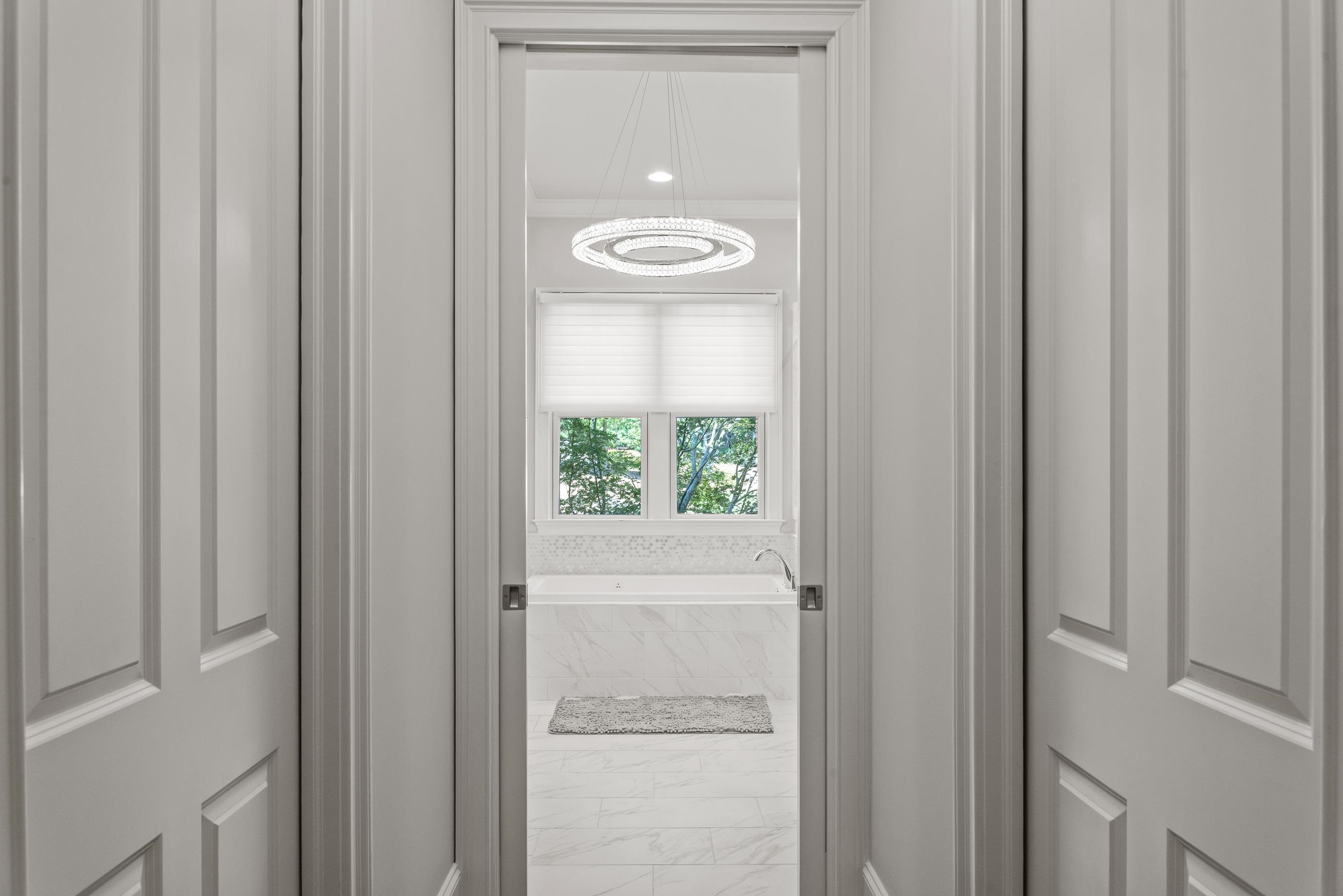 1081 ANGEL POND WEST image 29