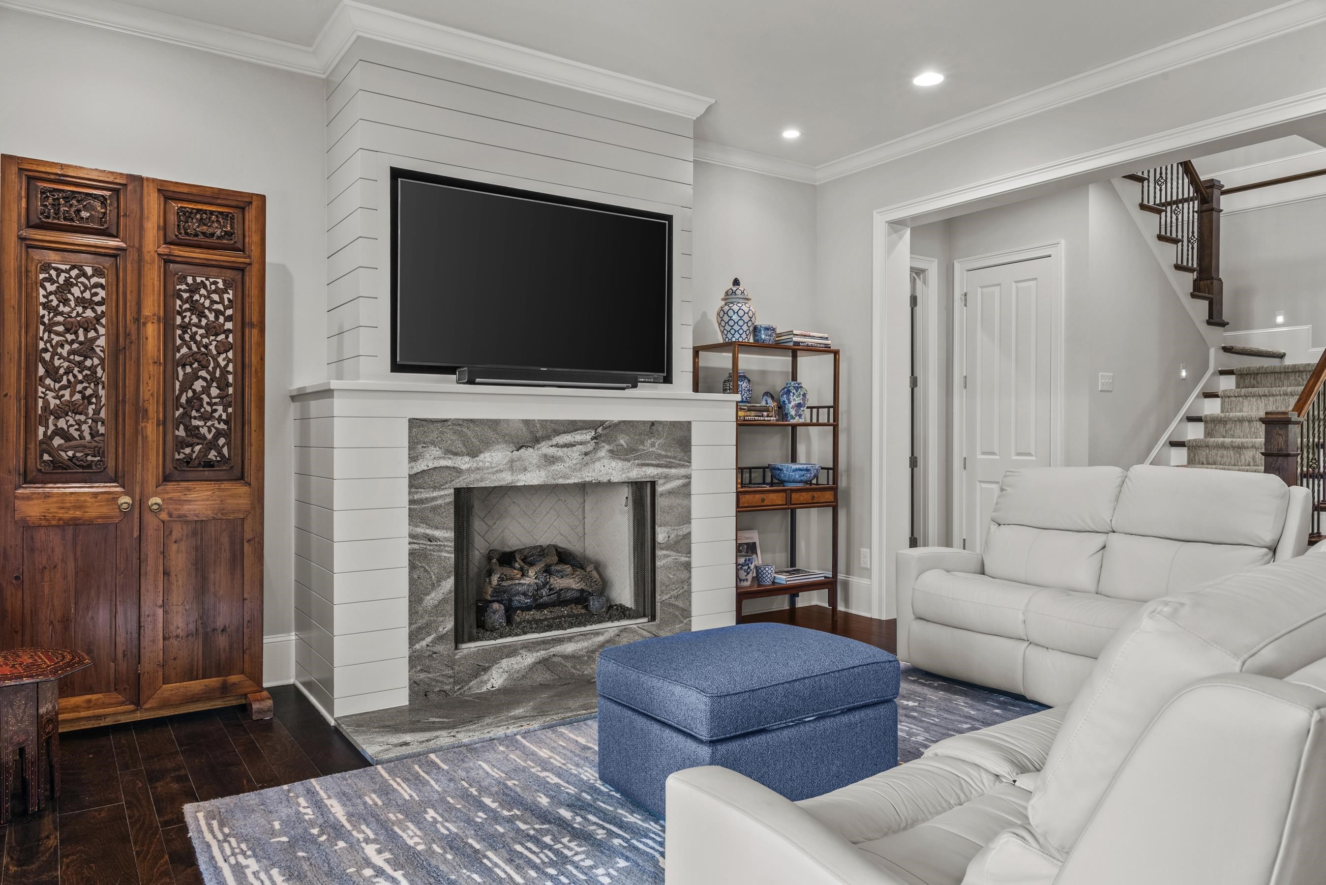 1081 ANGEL POND WEST image 37