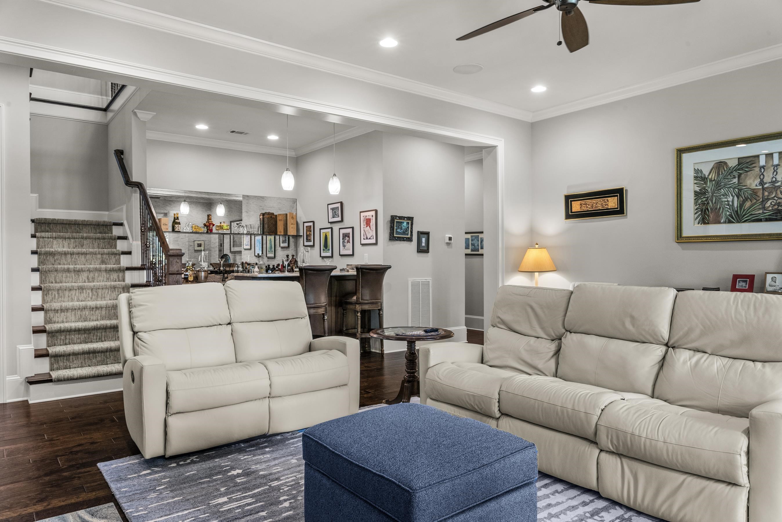 1081 ANGEL POND WEST image 38