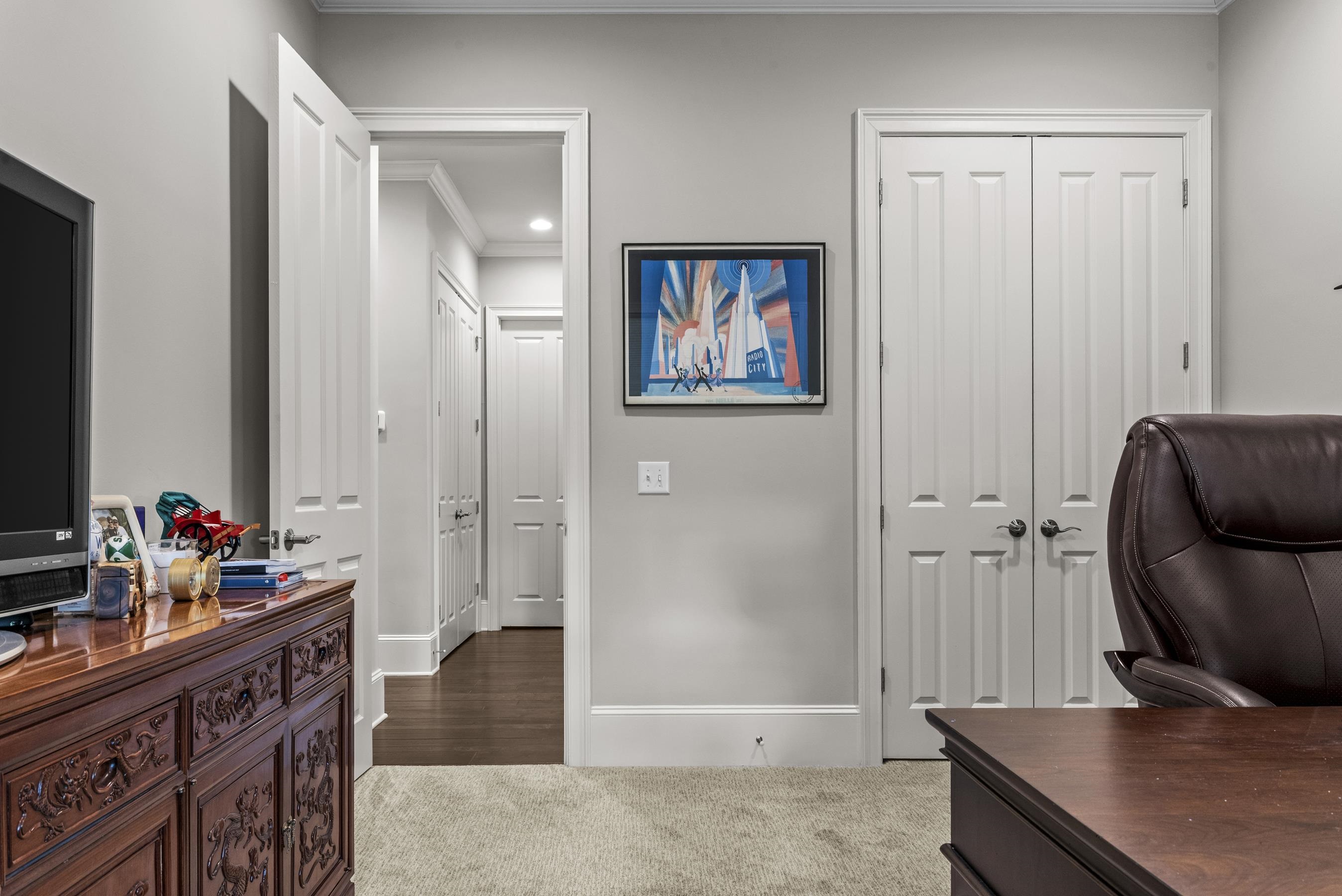 1081 ANGEL POND WEST image 46