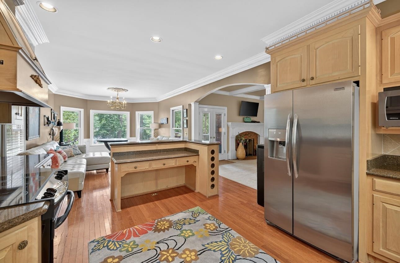 1241 CEDAR RIDGE image 2