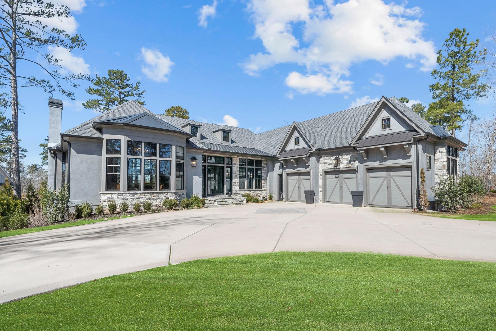 1011 TUGGLE CREEK image 1