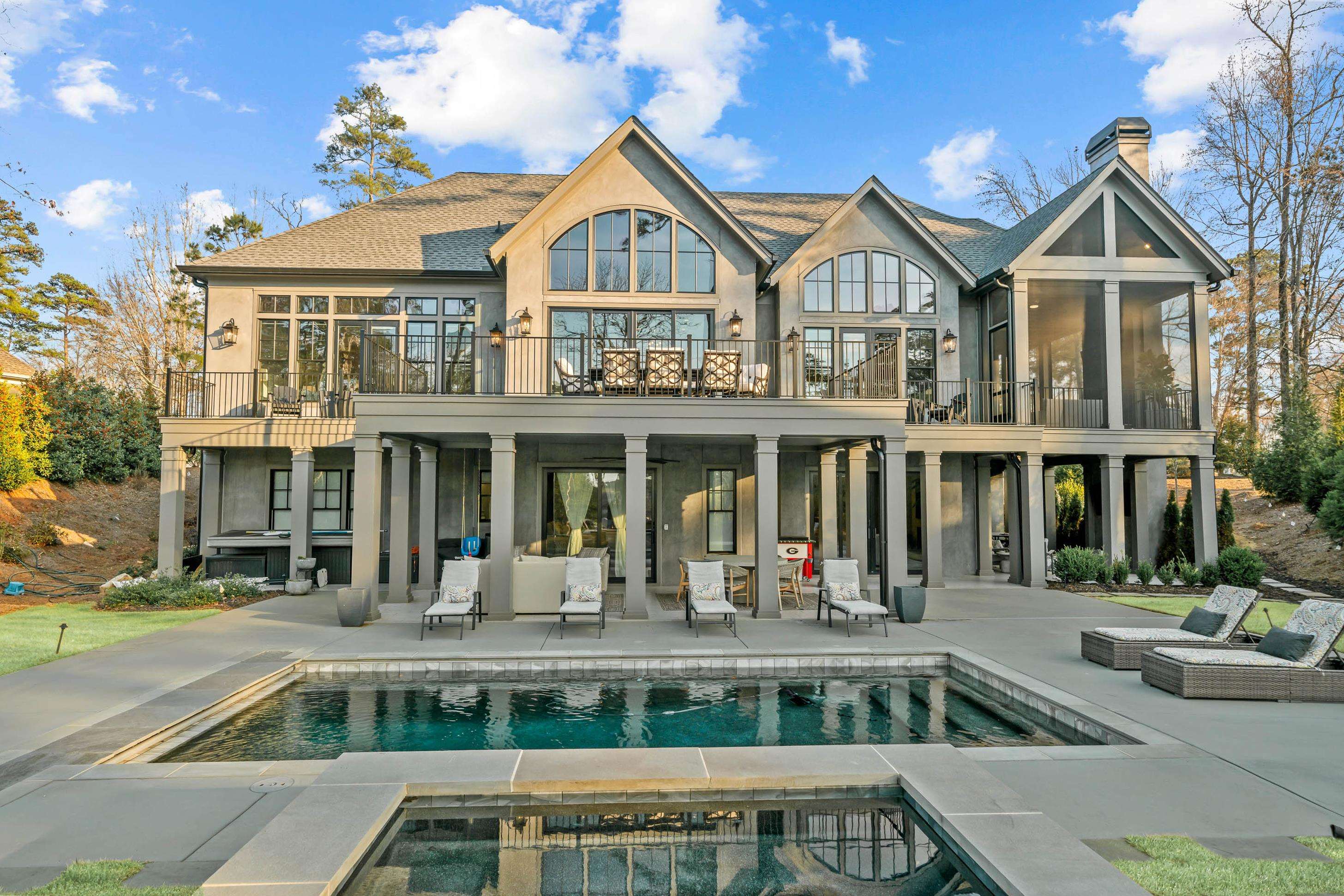 1011 TUGGLE CREEK image 2