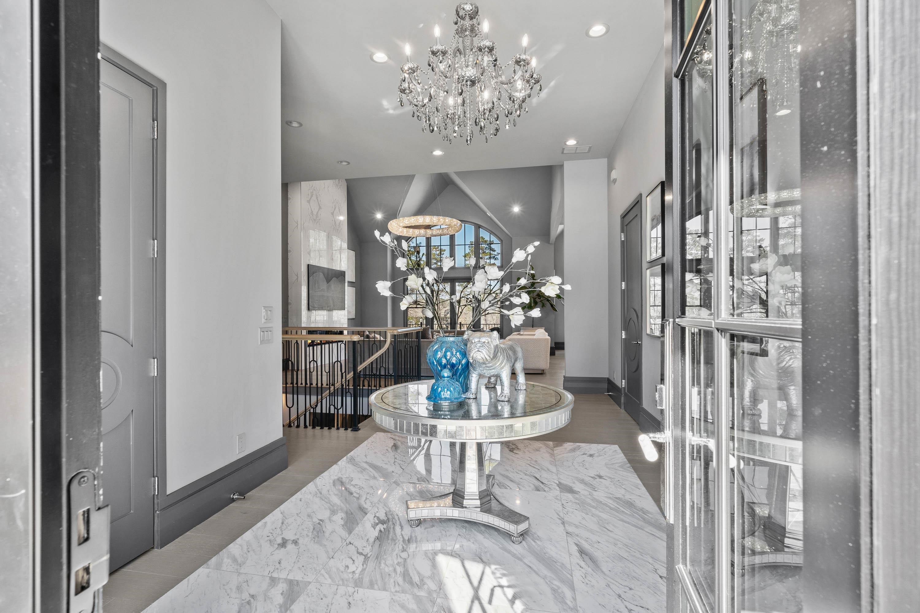 1011 TUGGLE CREEK image 4