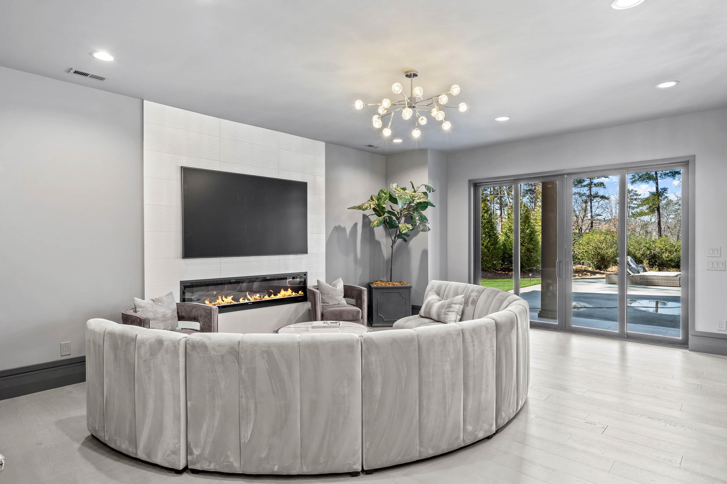 1011 TUGGLE CREEK image 46