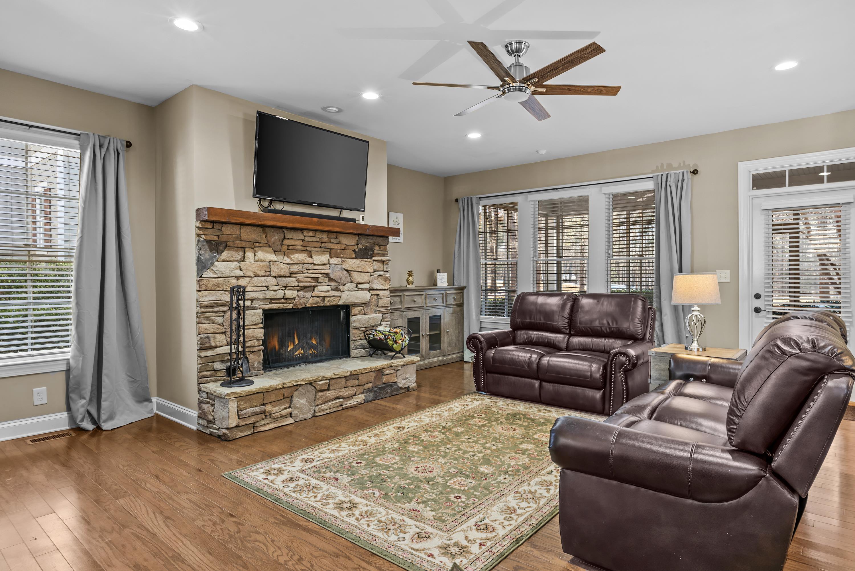 1101 STARBOARD DRIVE image 6