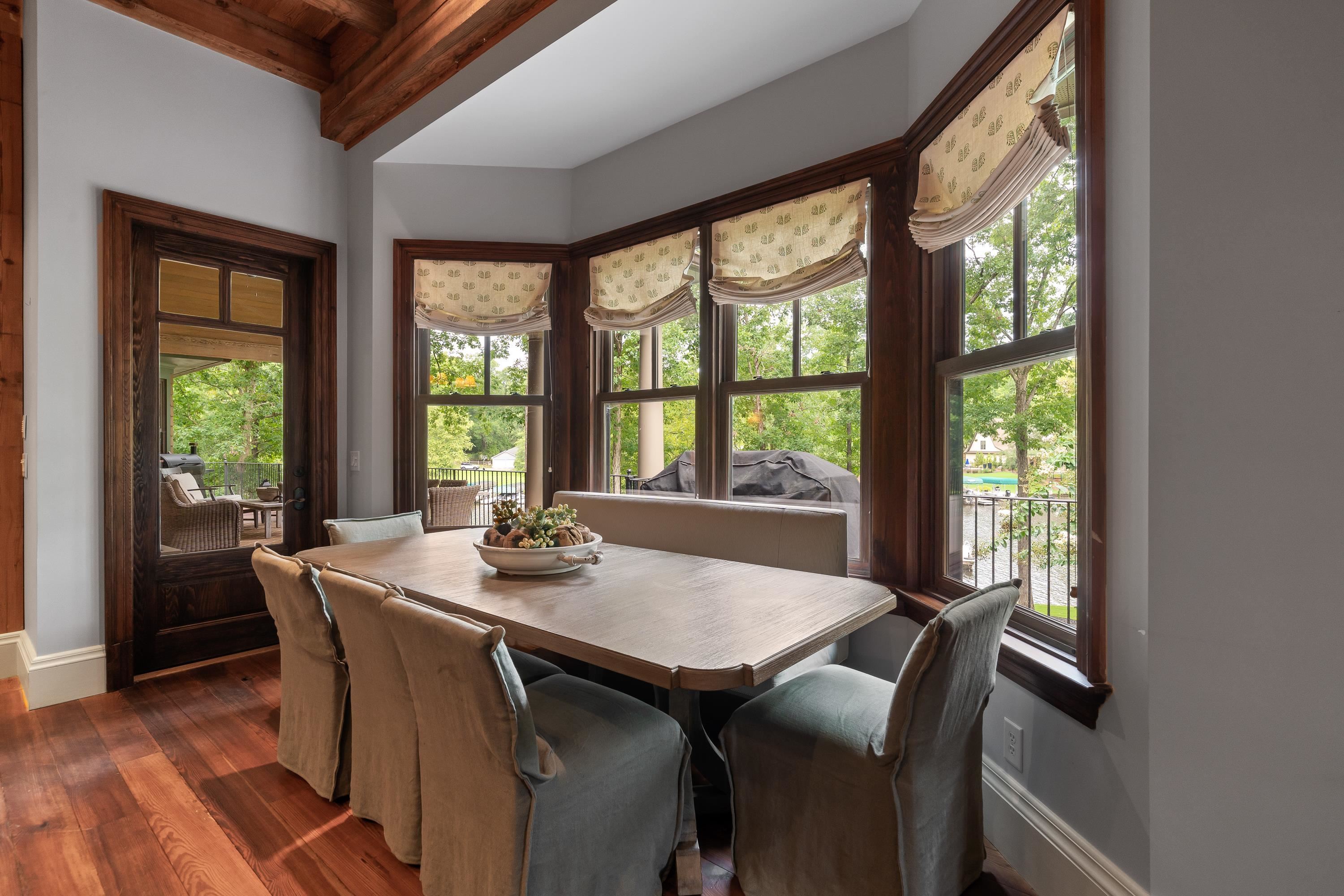 189 REYNOLDS DRIVE image 20