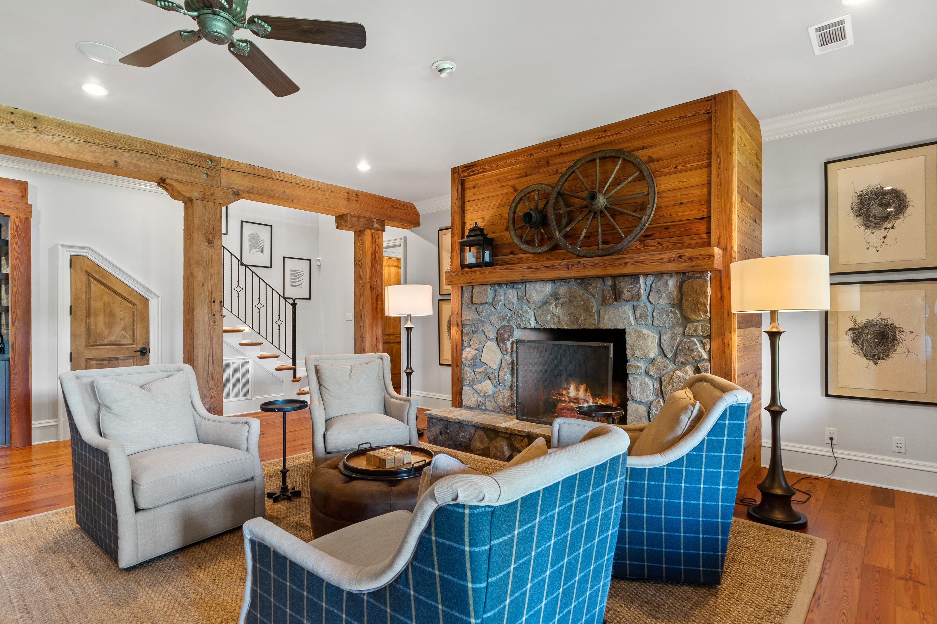 189 REYNOLDS DRIVE image 38