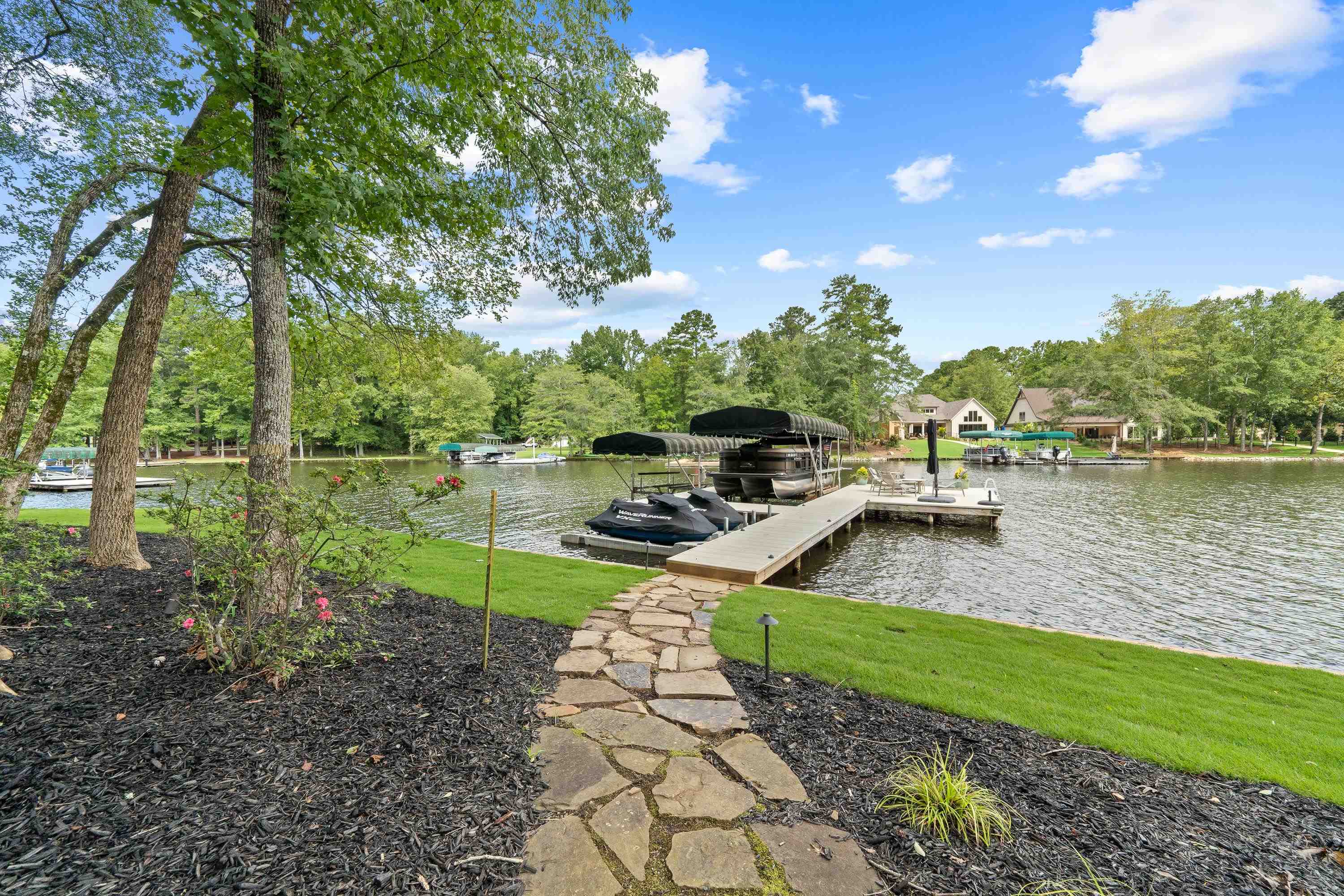 189 REYNOLDS DRIVE image 72