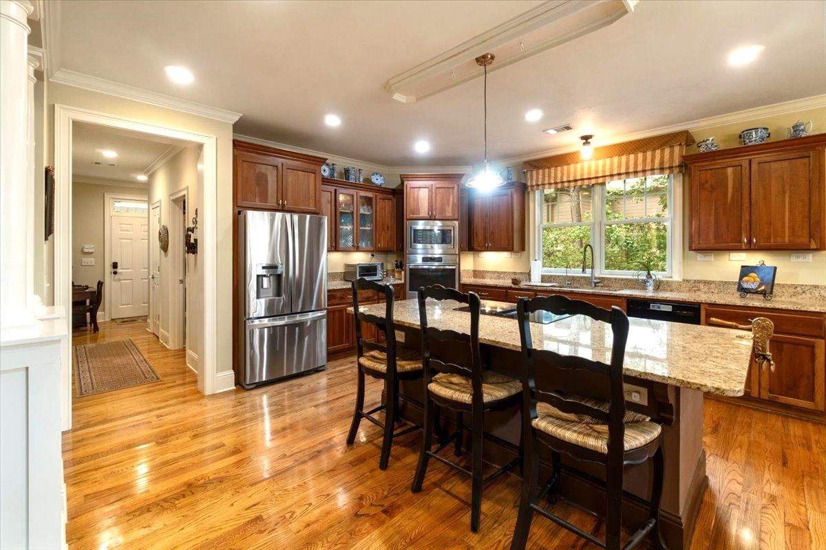 1020 HOMESTEAD image 12