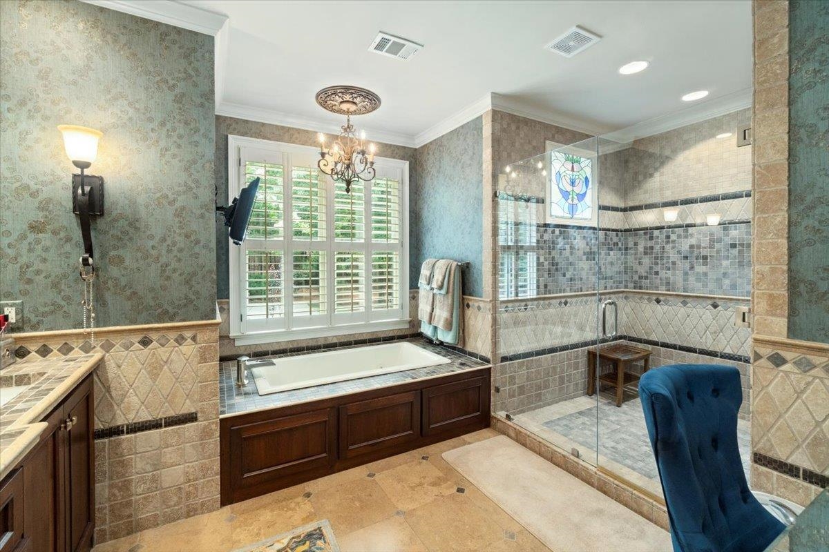 1020 HOMESTEAD image 20