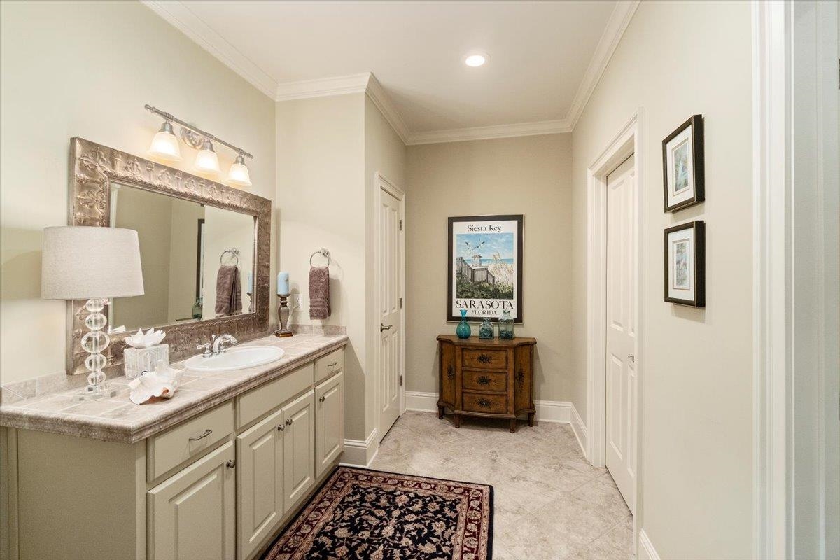 1020 HOMESTEAD image 28