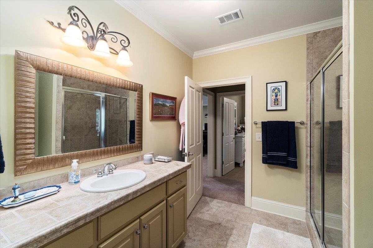 1020 HOMESTEAD image 32