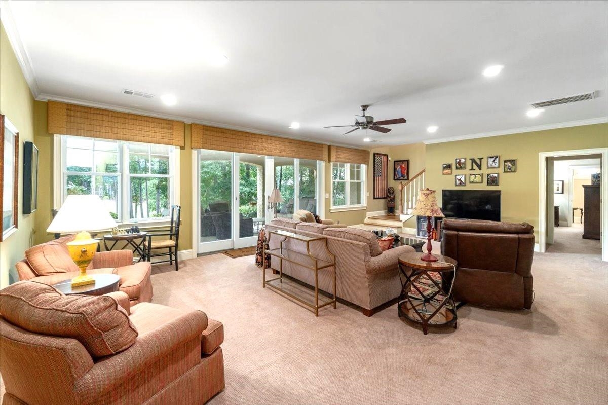 1020 HOMESTEAD image 34