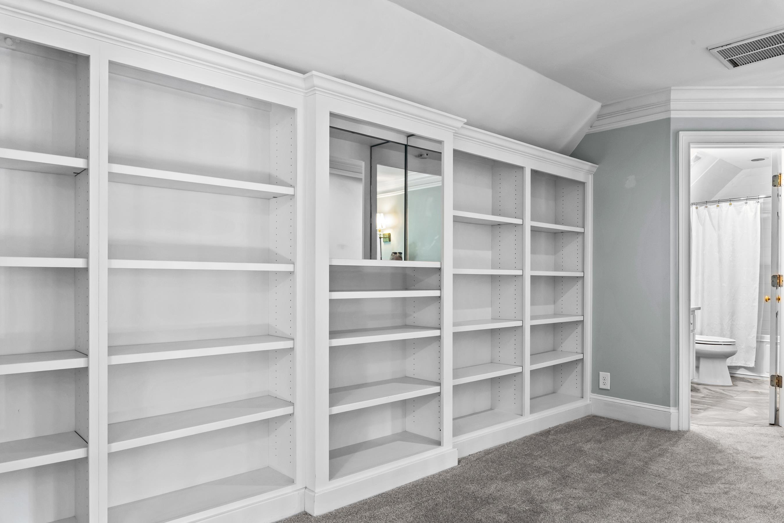 112 PORTERFIELD DRIVE image 31