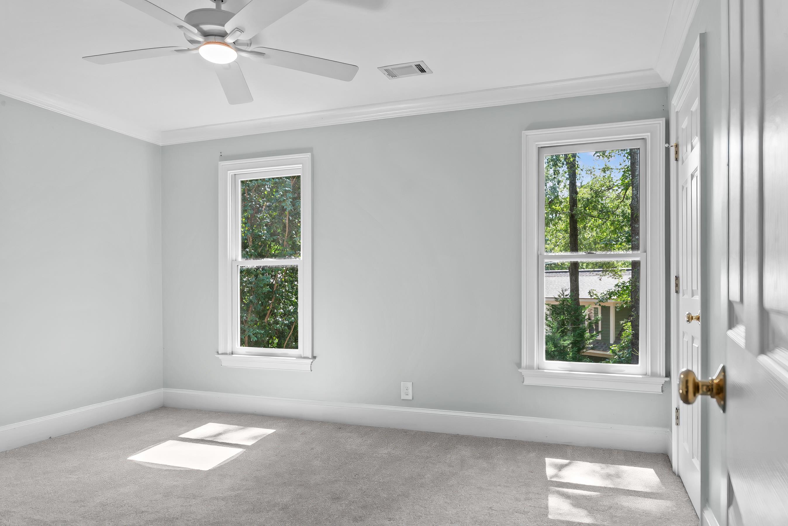 112 PORTERFIELD DRIVE image 32