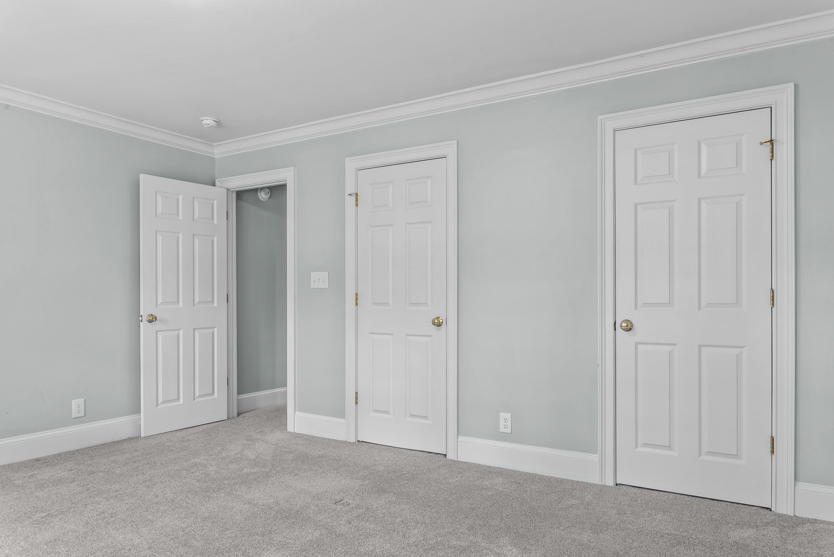 112 PORTERFIELD DRIVE image 37