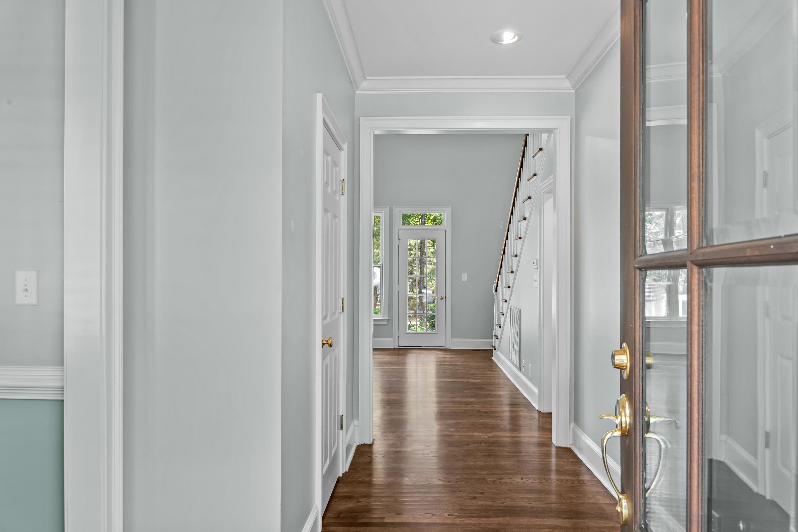 112 PORTERFIELD DRIVE image 5