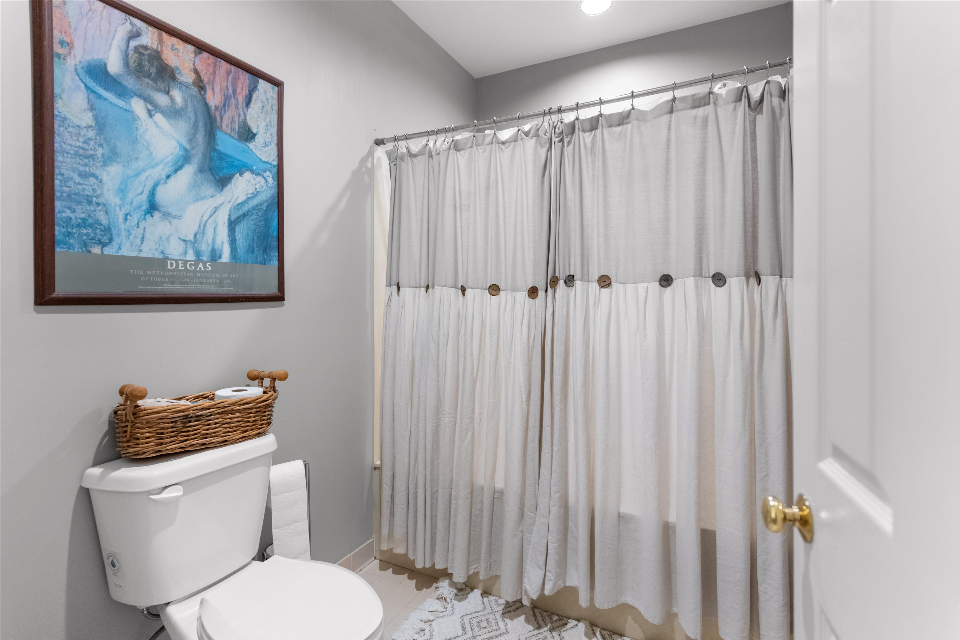 246 BEECH HAVEN LANE image 19