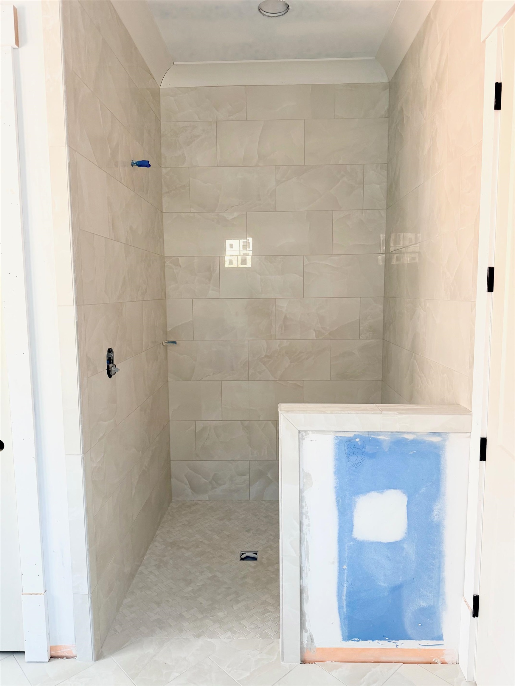 1030 PEARLS COURT image 11