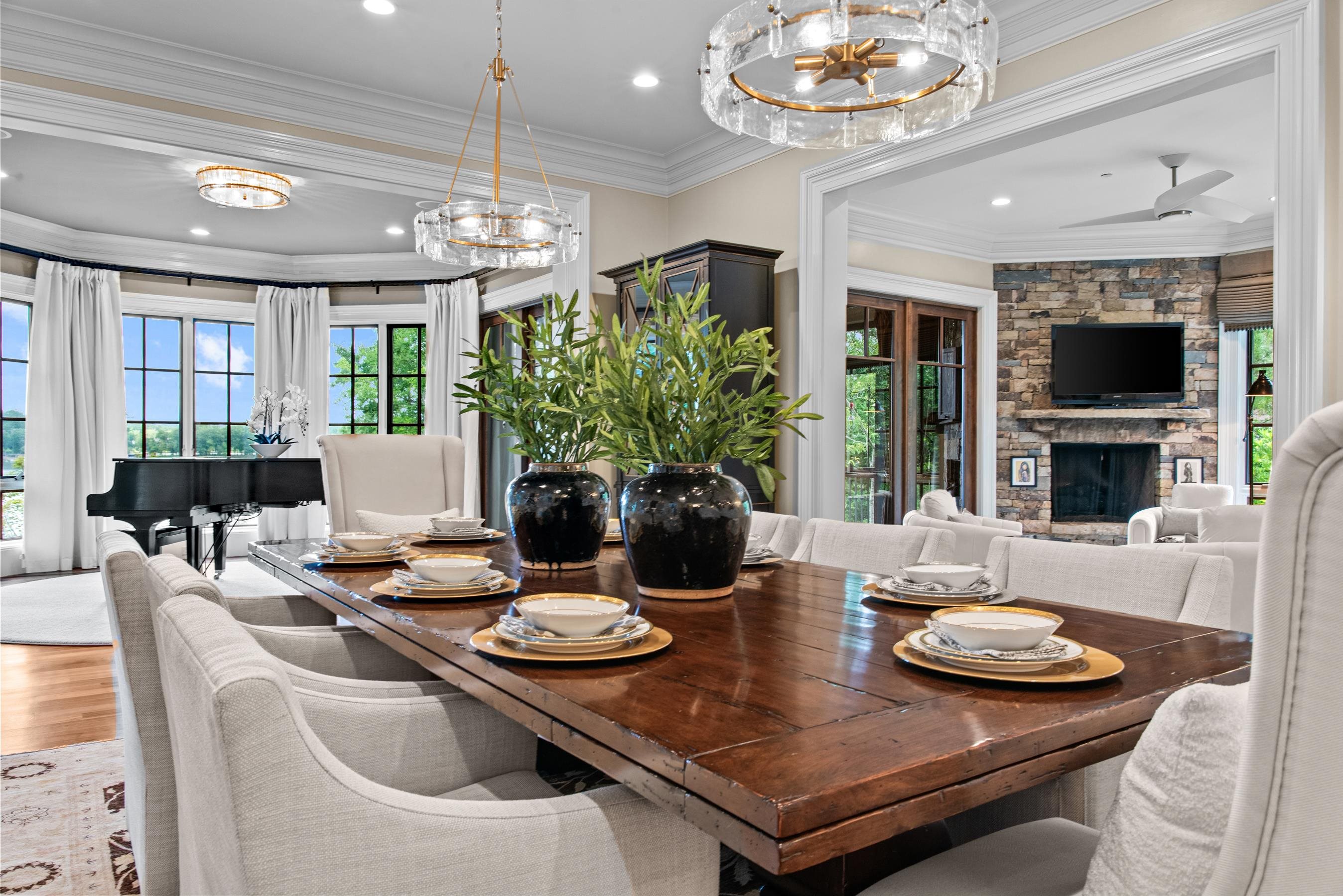 2260 SANDY FORD image 17