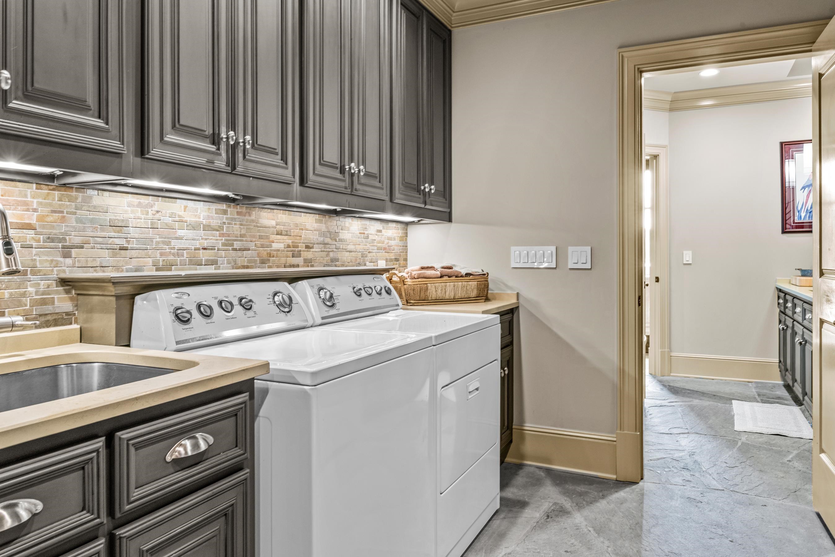 2260 SANDY FORD image 34