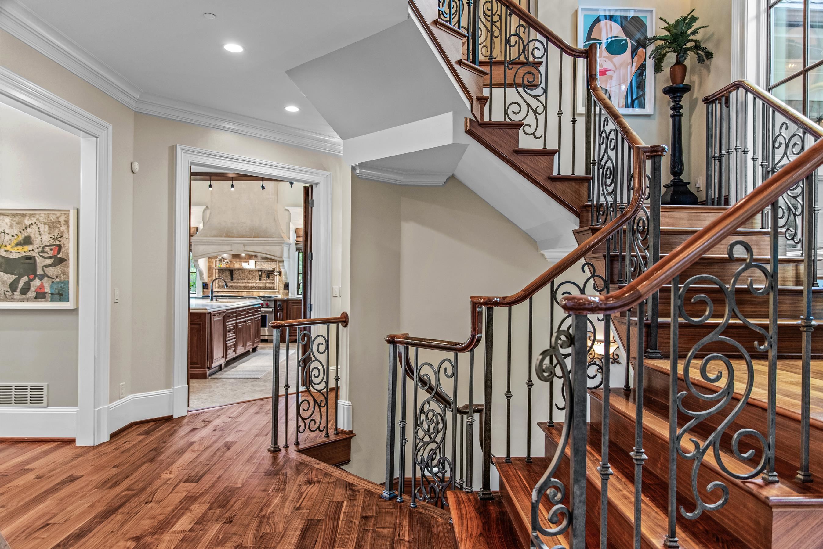 2260 SANDY FORD image 36