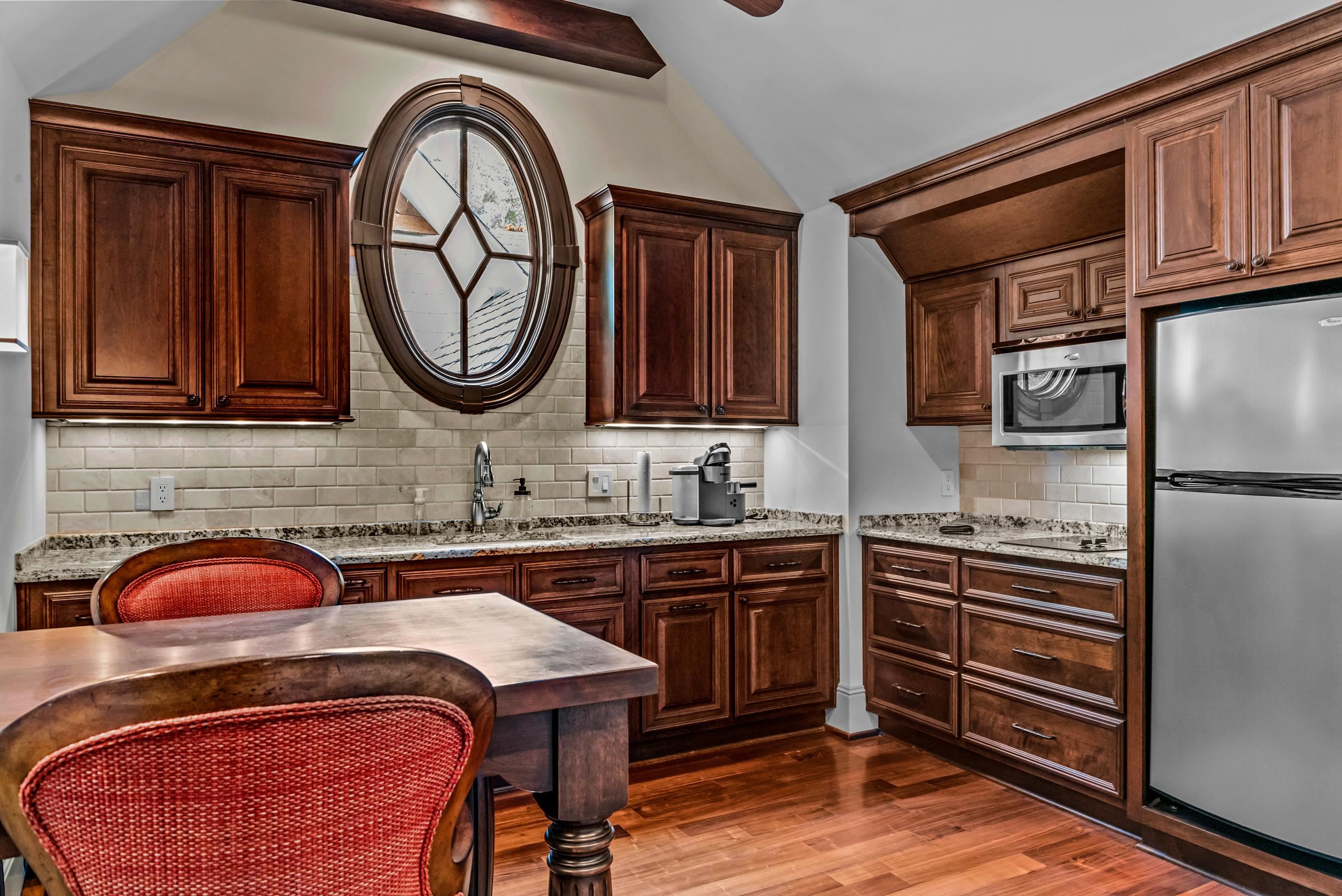 2260 SANDY FORD image 41