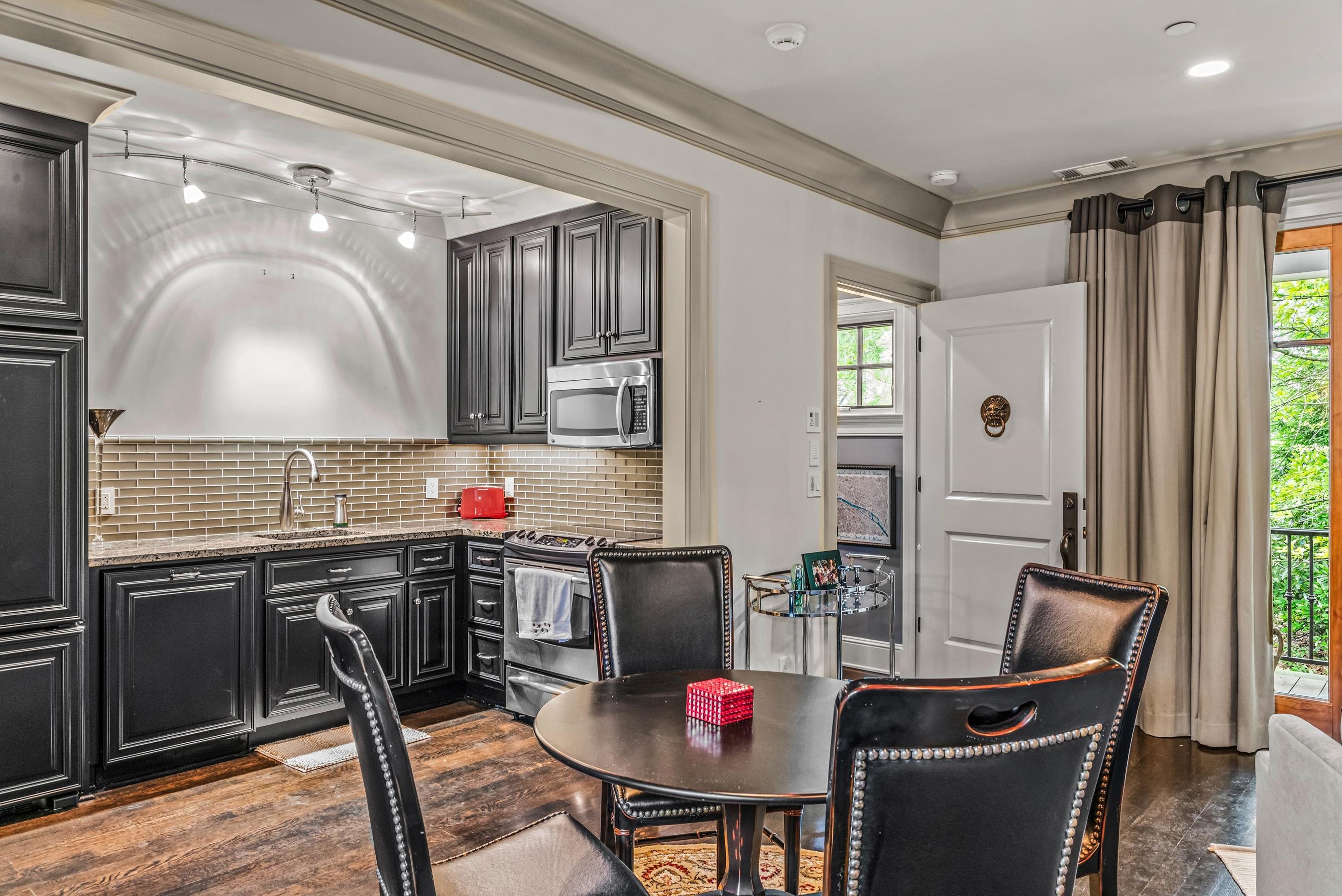 2260 SANDY FORD image 60