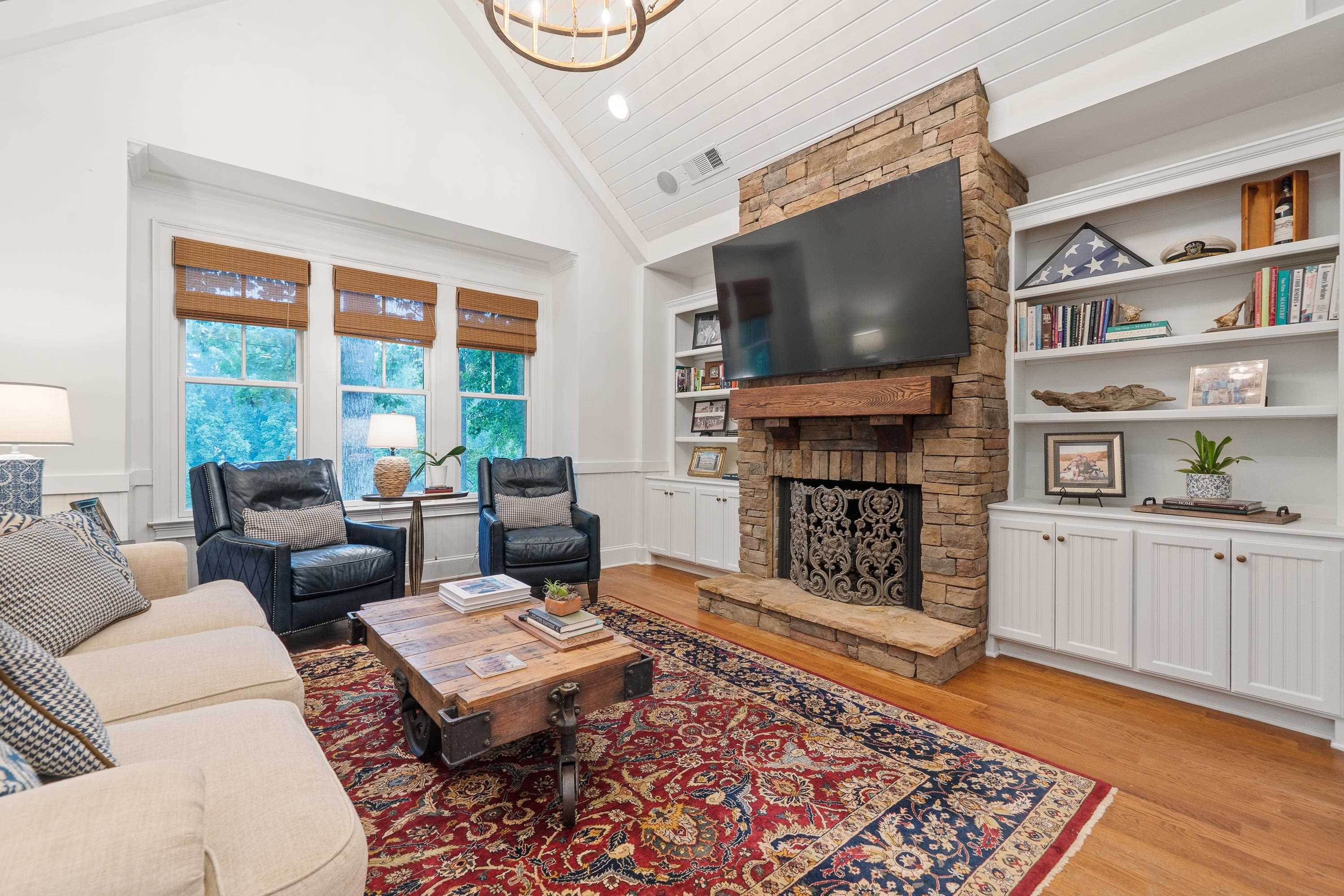 1041 LOCKETS TRAIL image 34