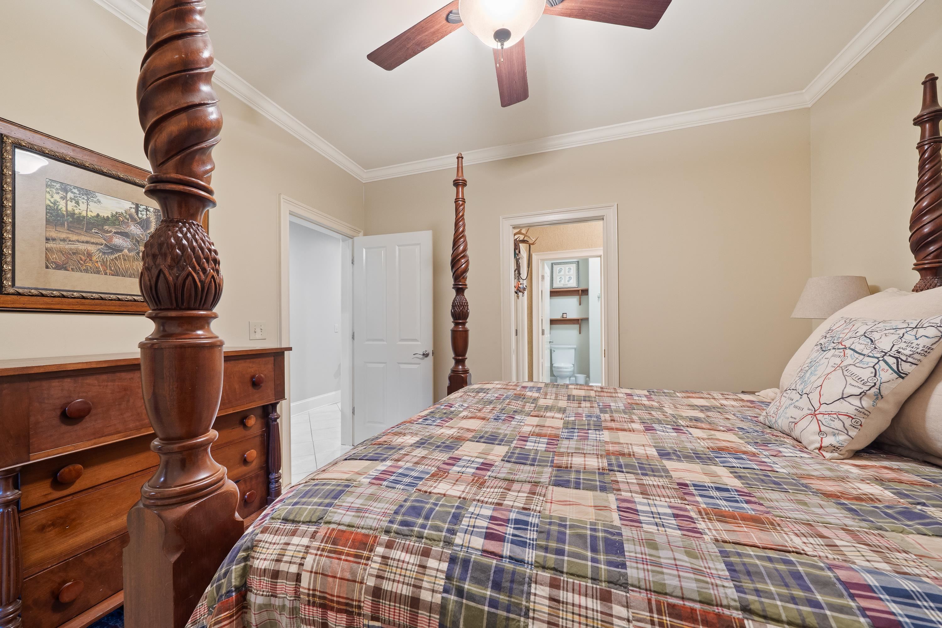 1041 LOCKETS TRAIL image 58