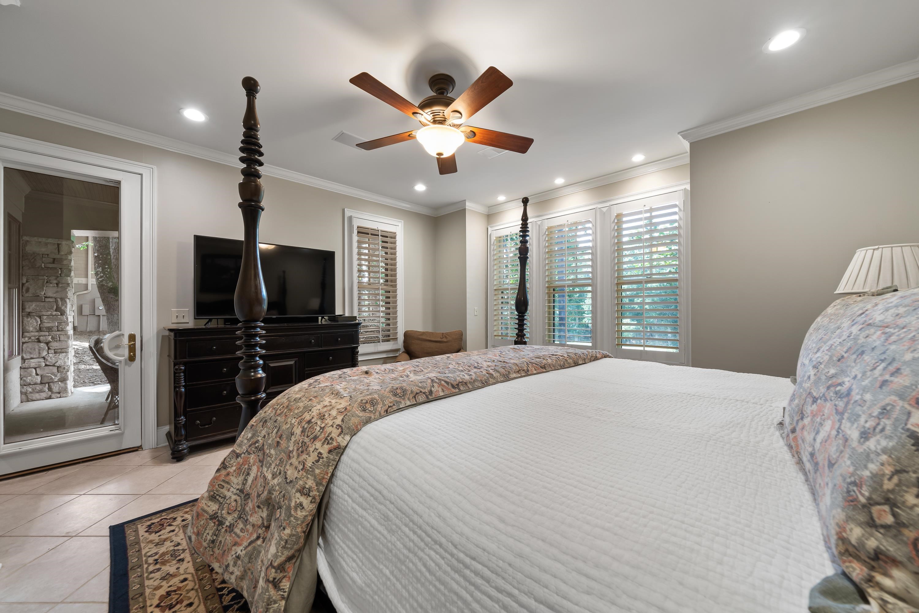 1041 LOCKETS TRAIL image 62