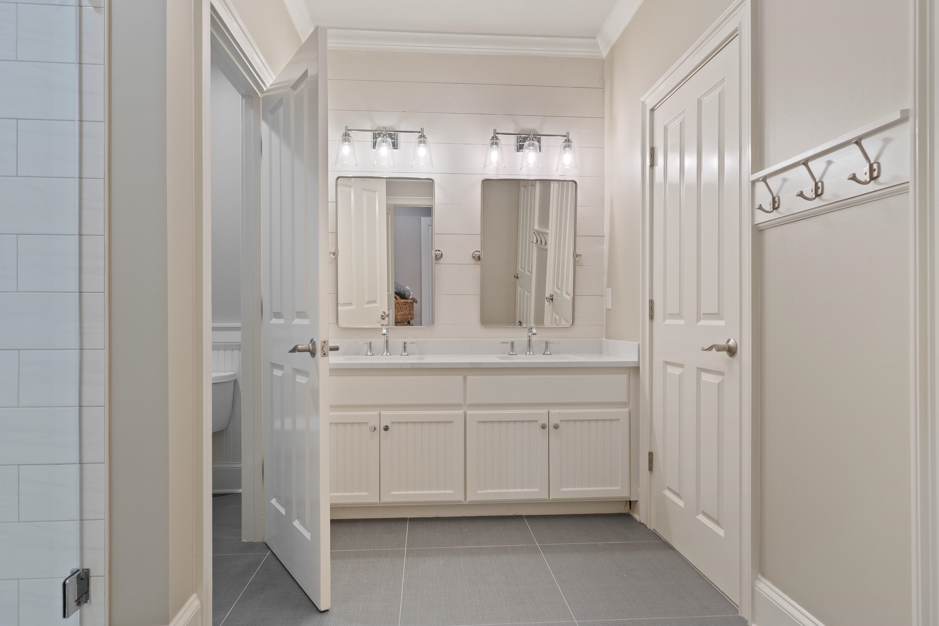 1041 LOCKETS TRAIL image 63