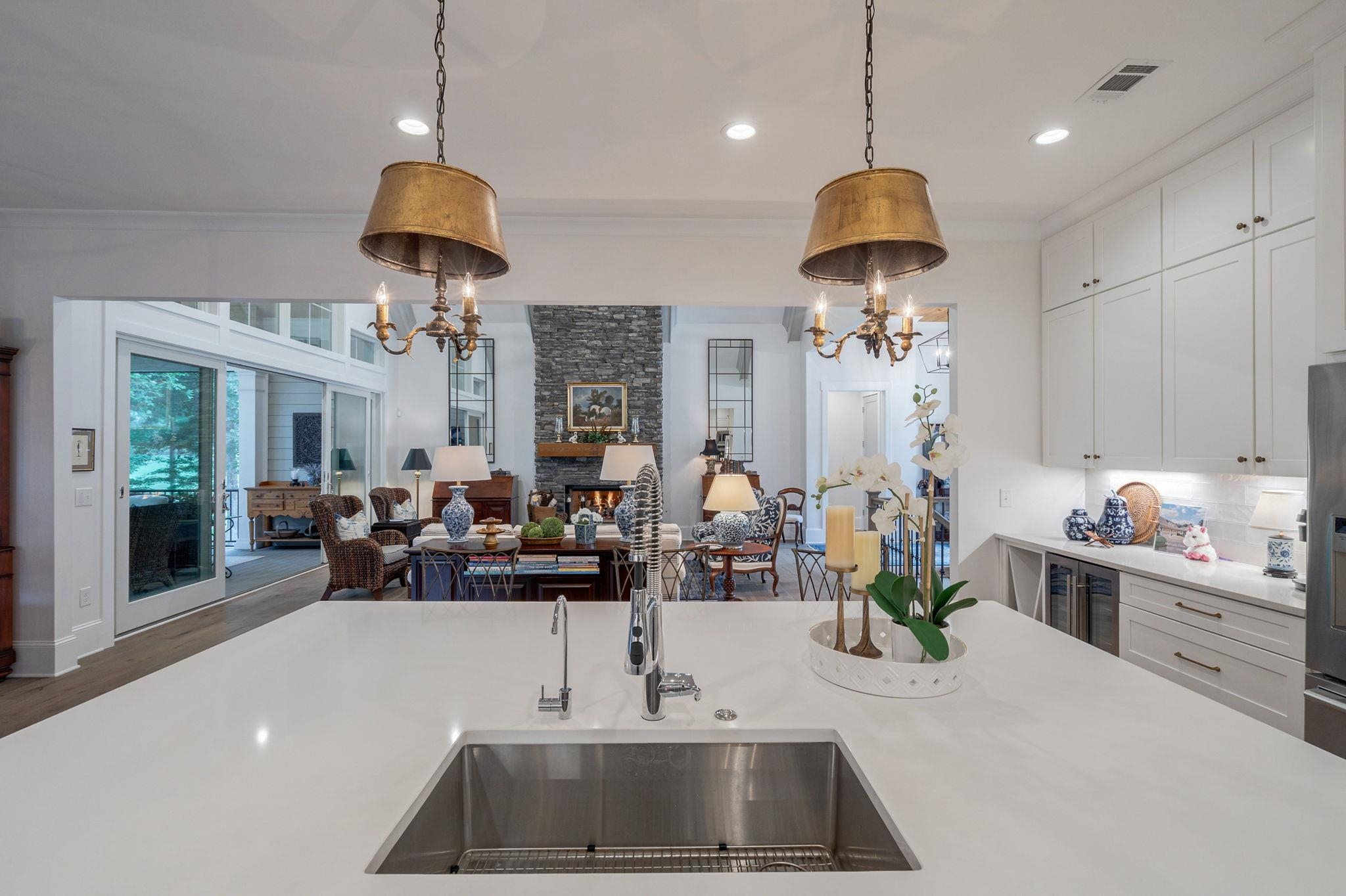 1041 LAKE POINTE SOUTH image 13