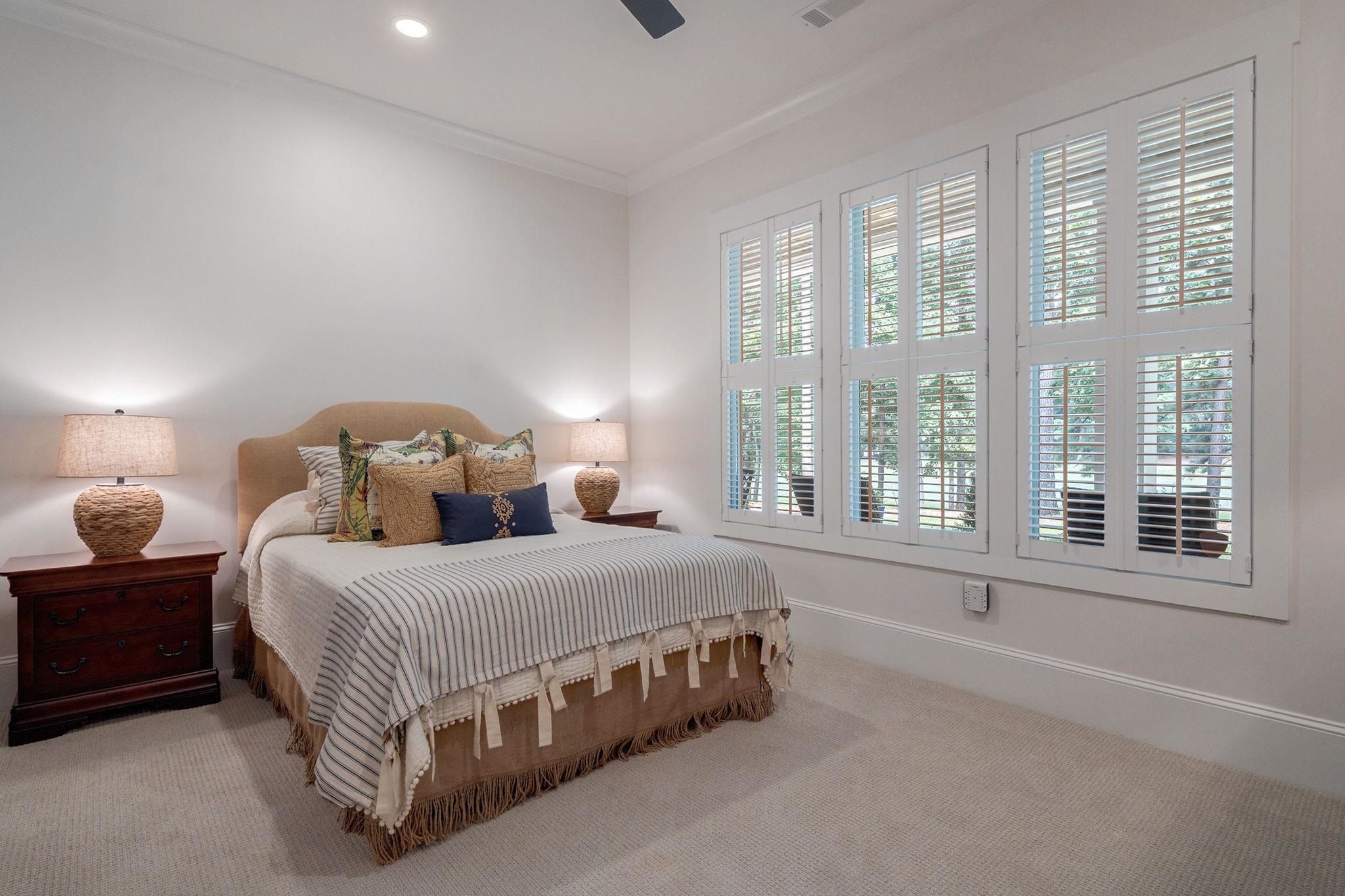 1041 LAKE POINTE SOUTH image 40