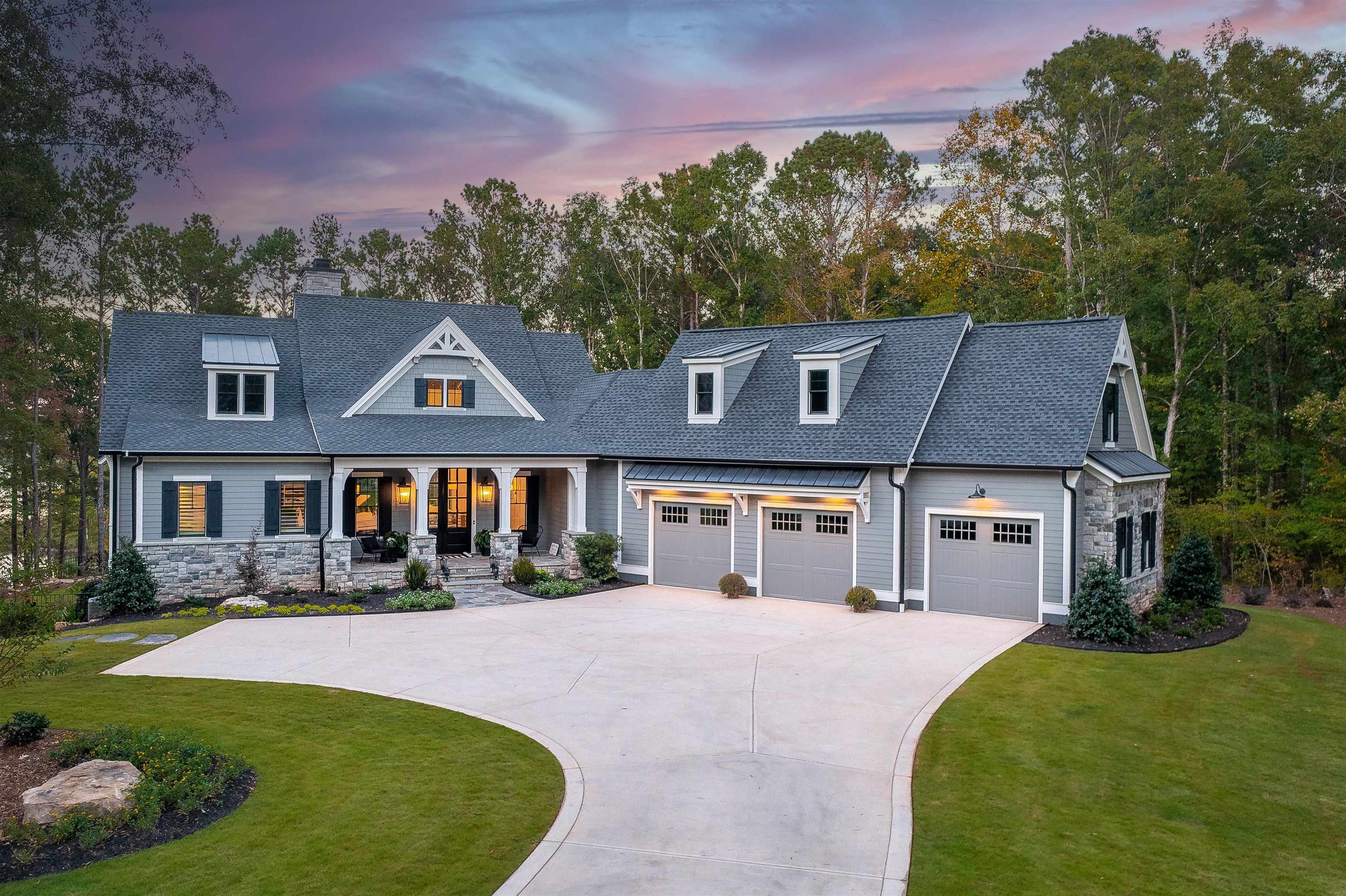 133 ASHLAND PLACE image 1