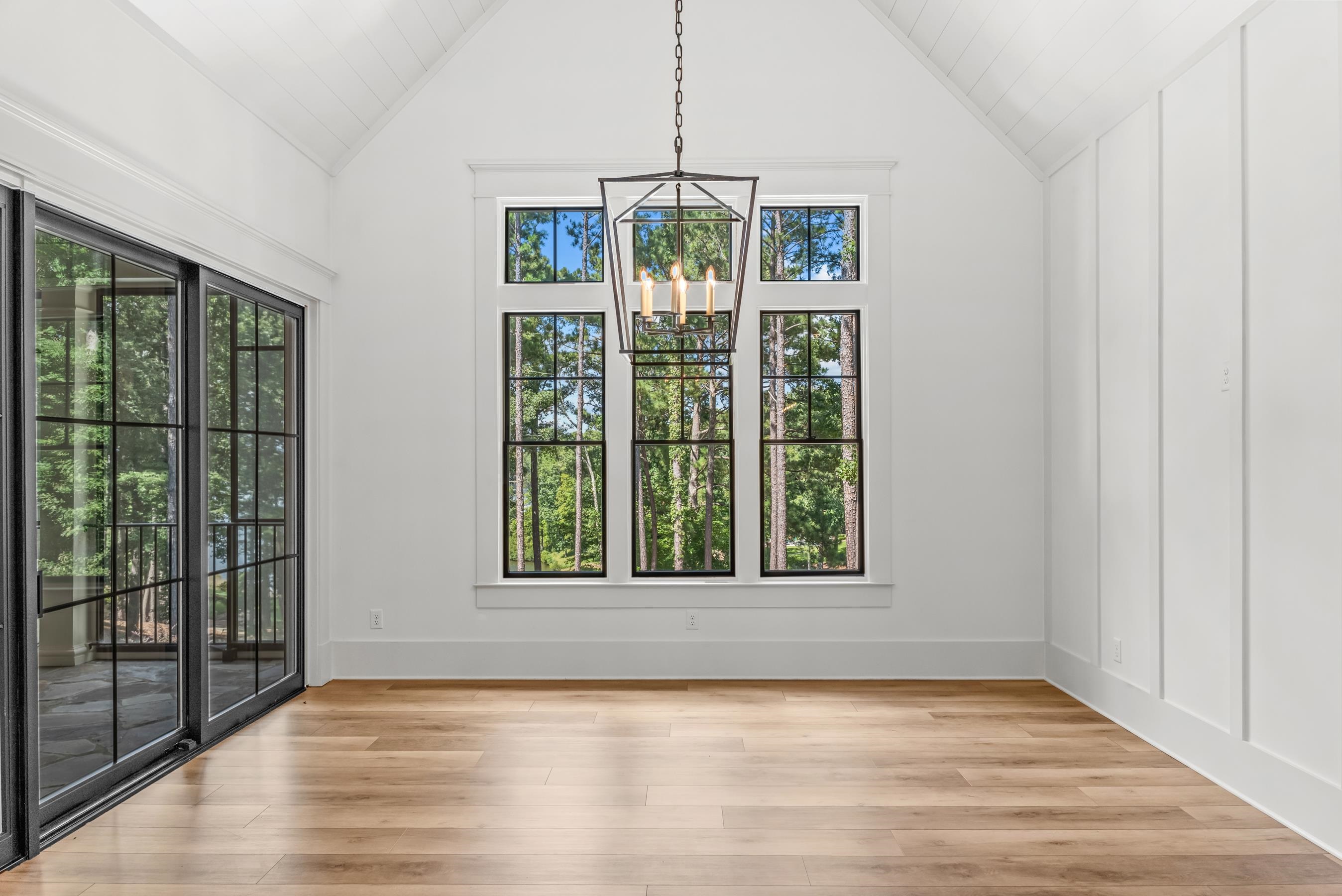 133 ASHLAND PLACE image 23