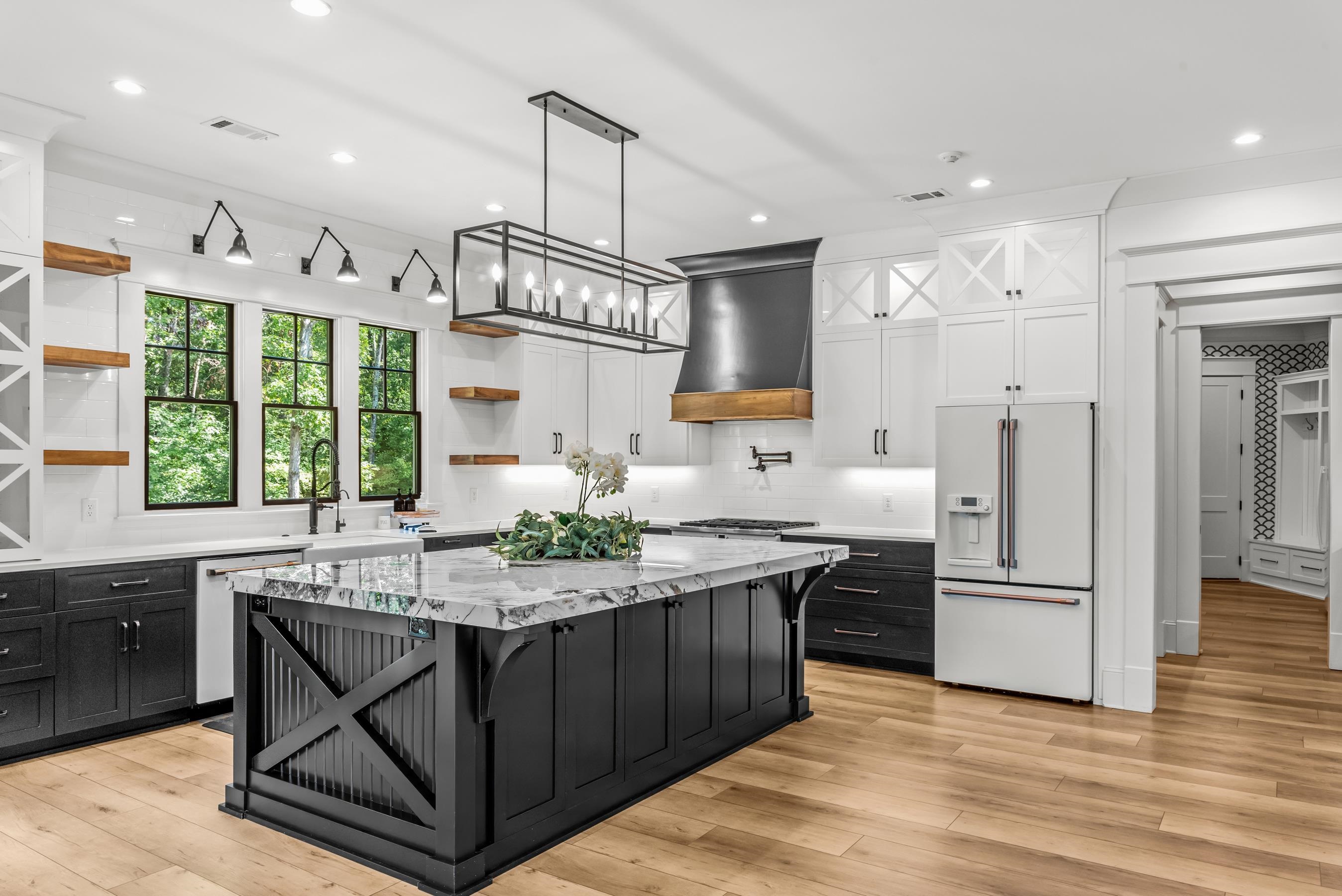 133 ASHLAND PLACE image 24